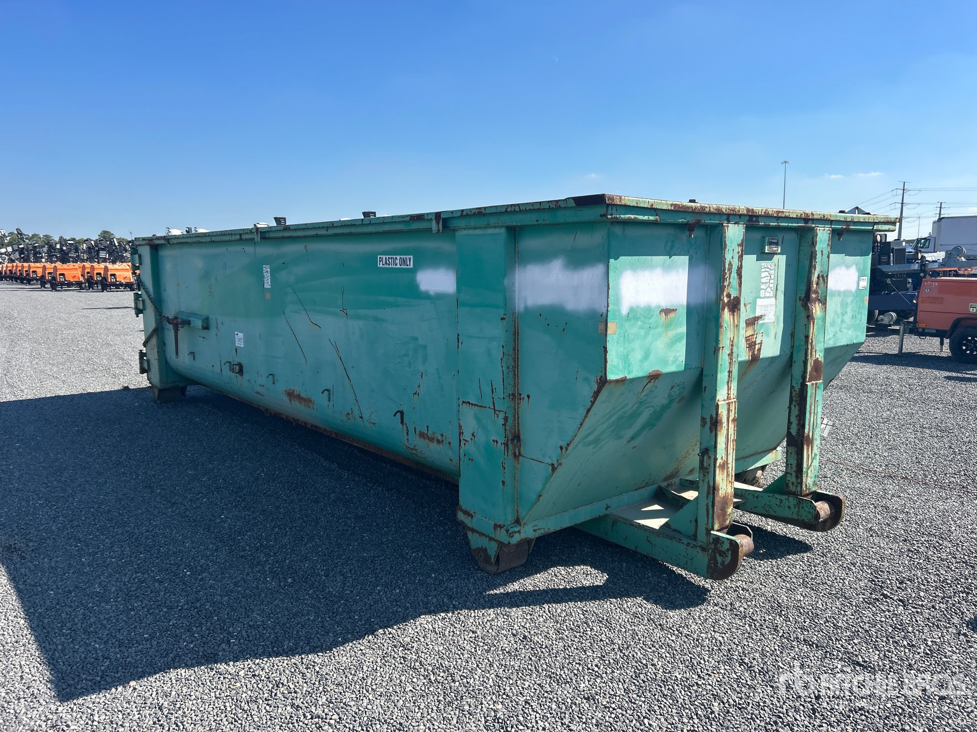 General Appearance with Foto, angolo anteriore destro