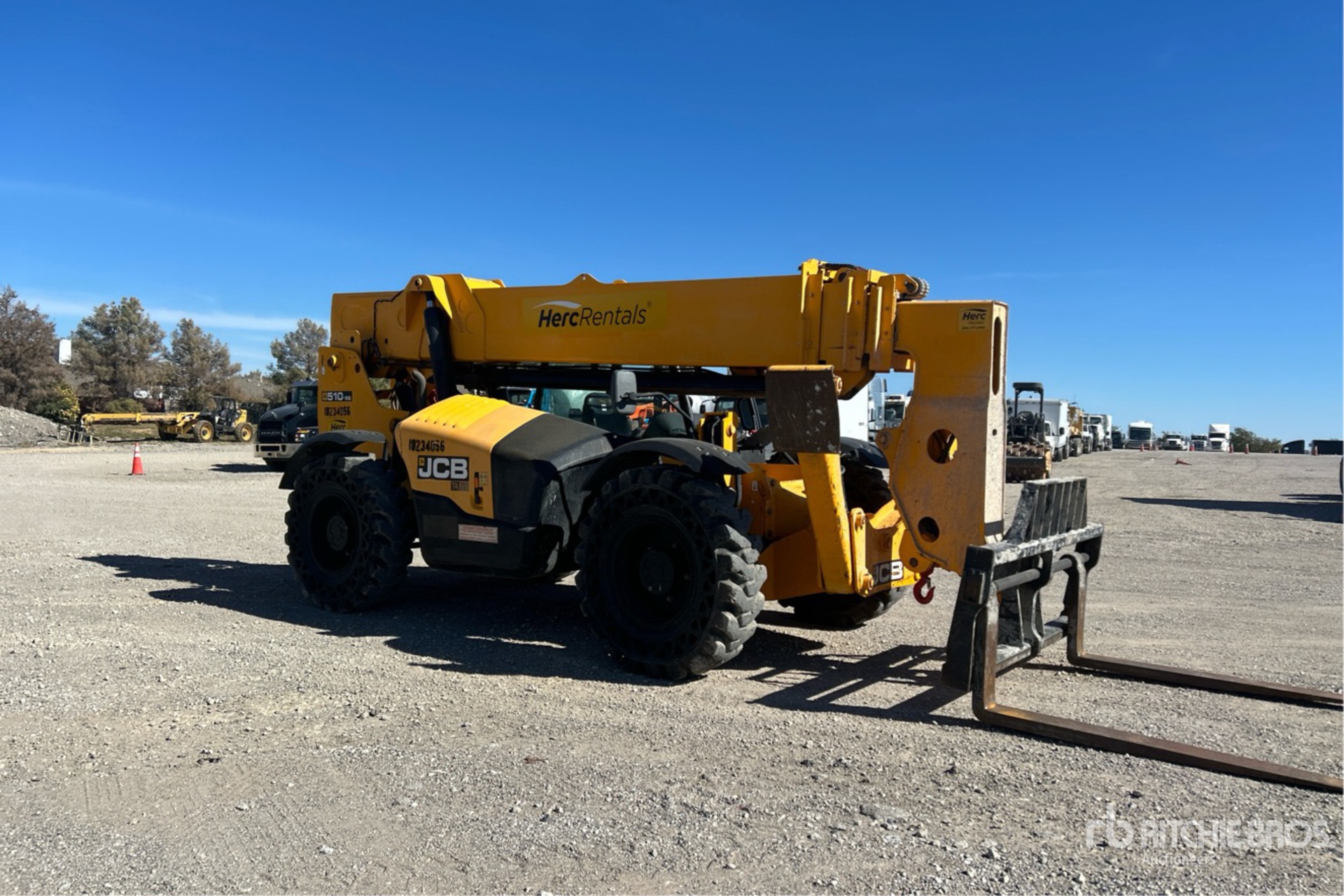 General Appearance with Picture, Right Front Corner