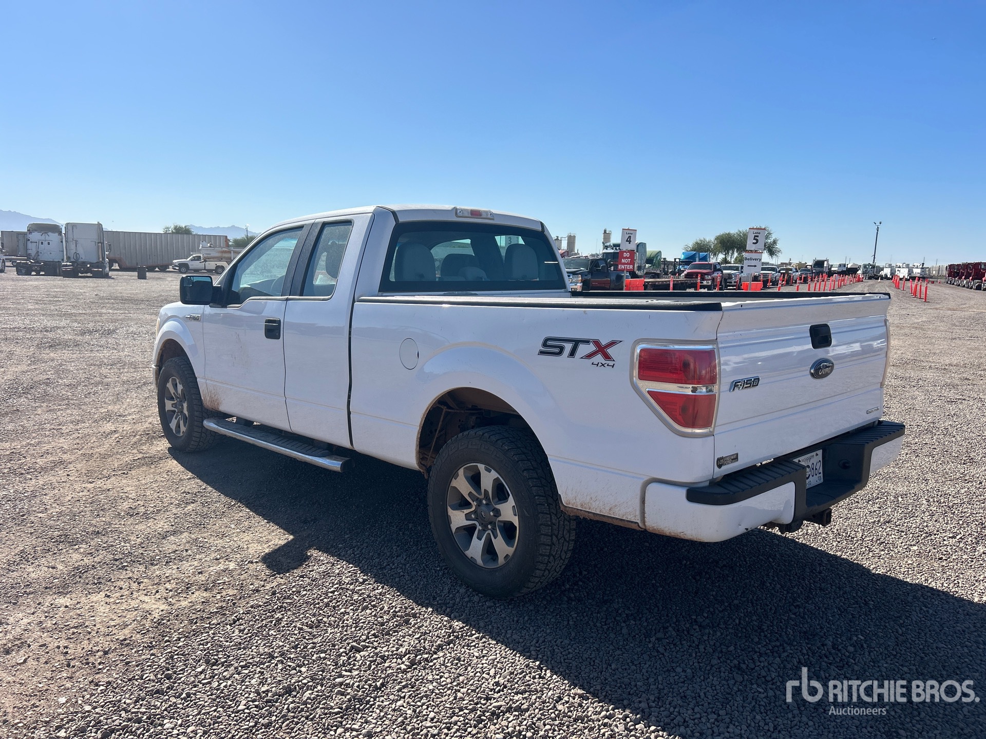 General Appearance with Picture, Left Rear Corner