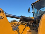 Hydraulics with Bucket Tilt Cylinders