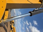 Hydraulics with Bucket Cylinder