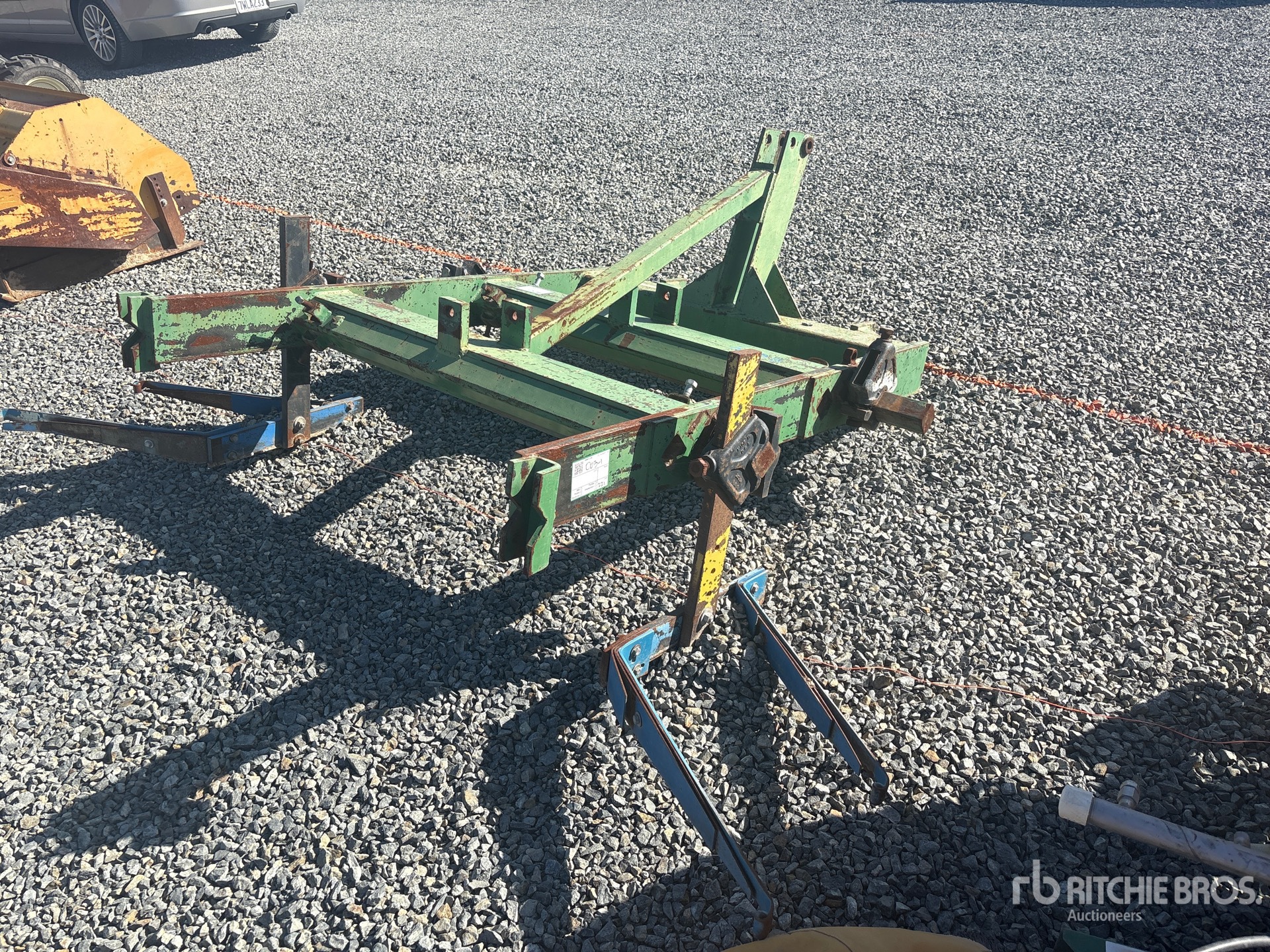 General Appearance with Foto, angolo anteriore sinistro