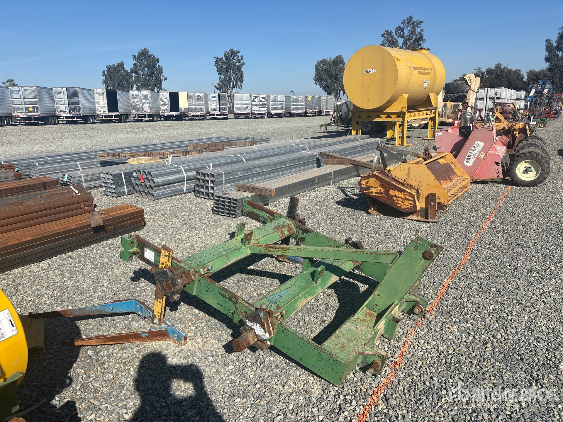 General Appearance with Foto, angolo anteriore destro