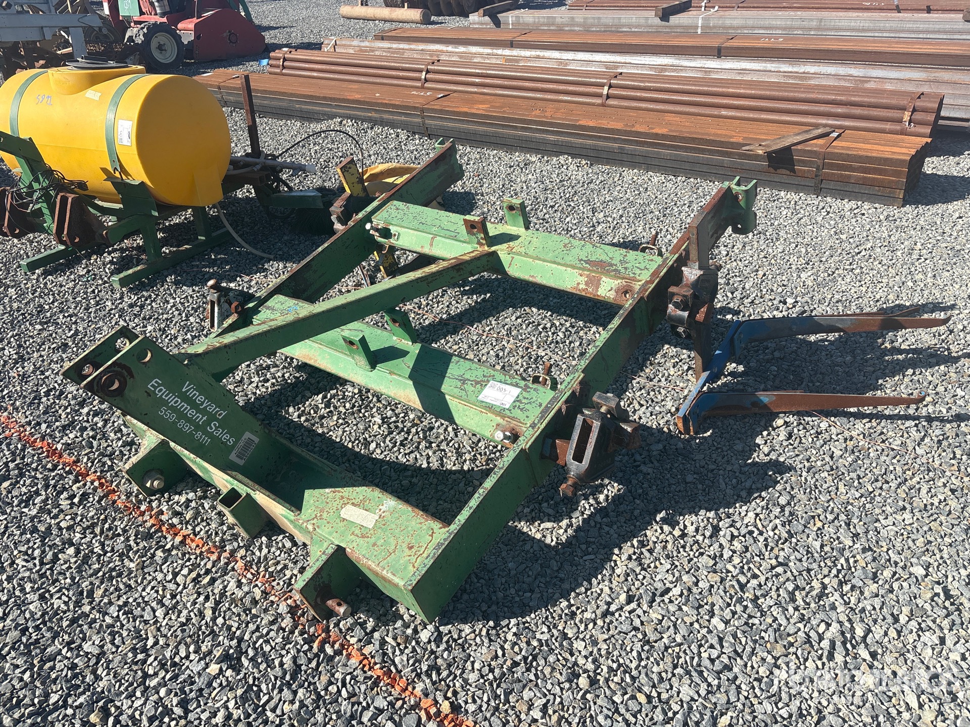 General Appearance with Foto, angolo anteriore sinistro