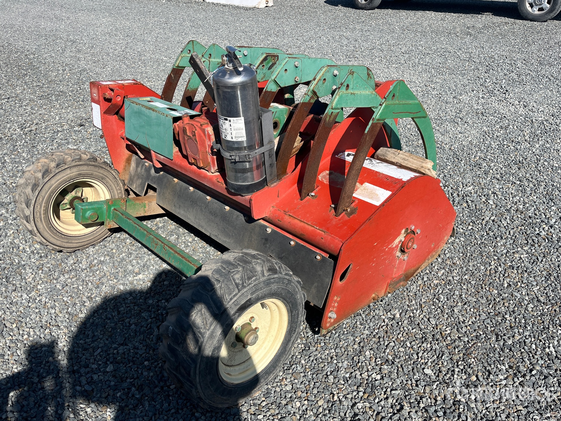 General Appearance with Picture, Right Rear Corner