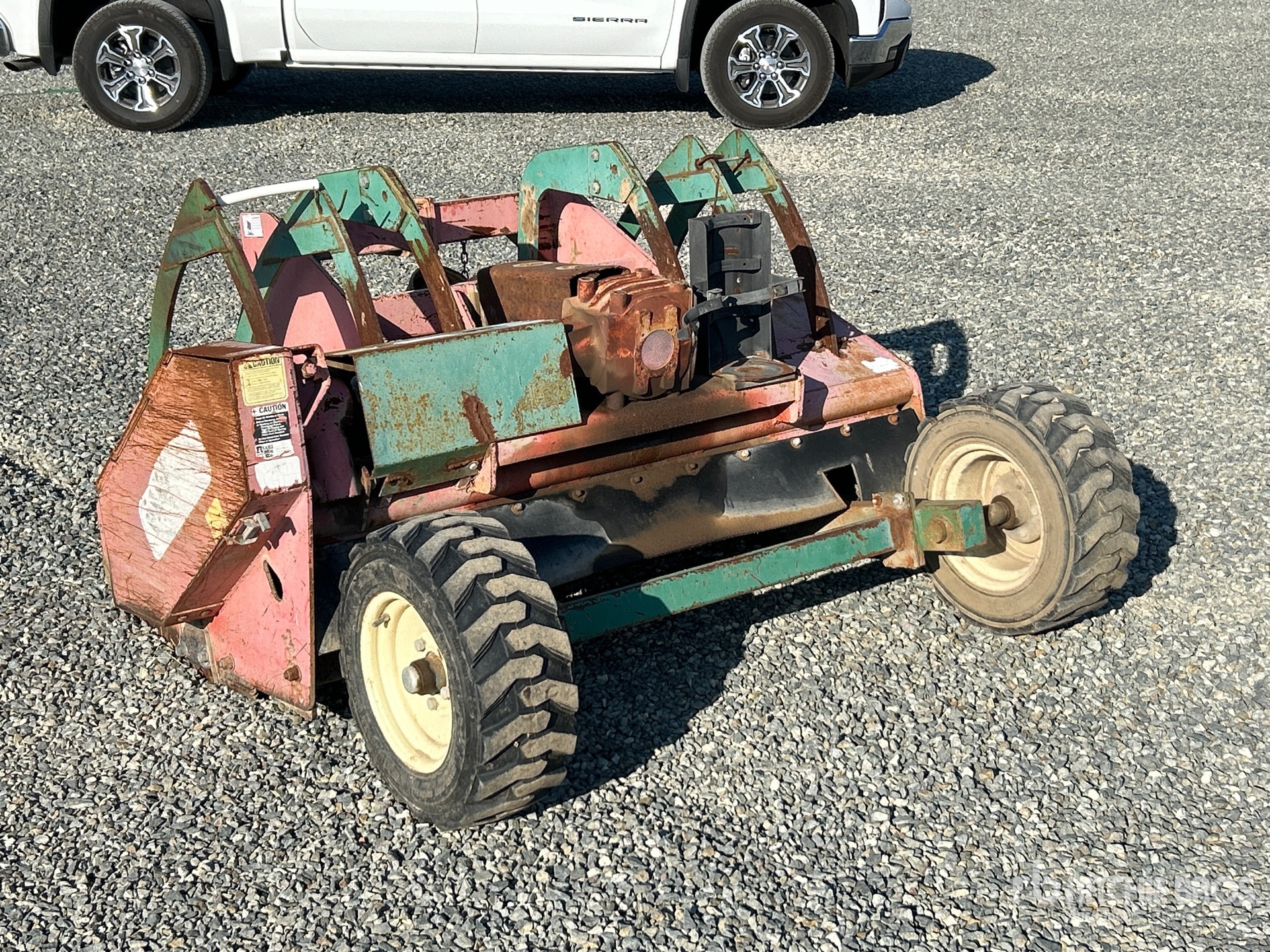 General Appearance with Picture, Left Rear Corner