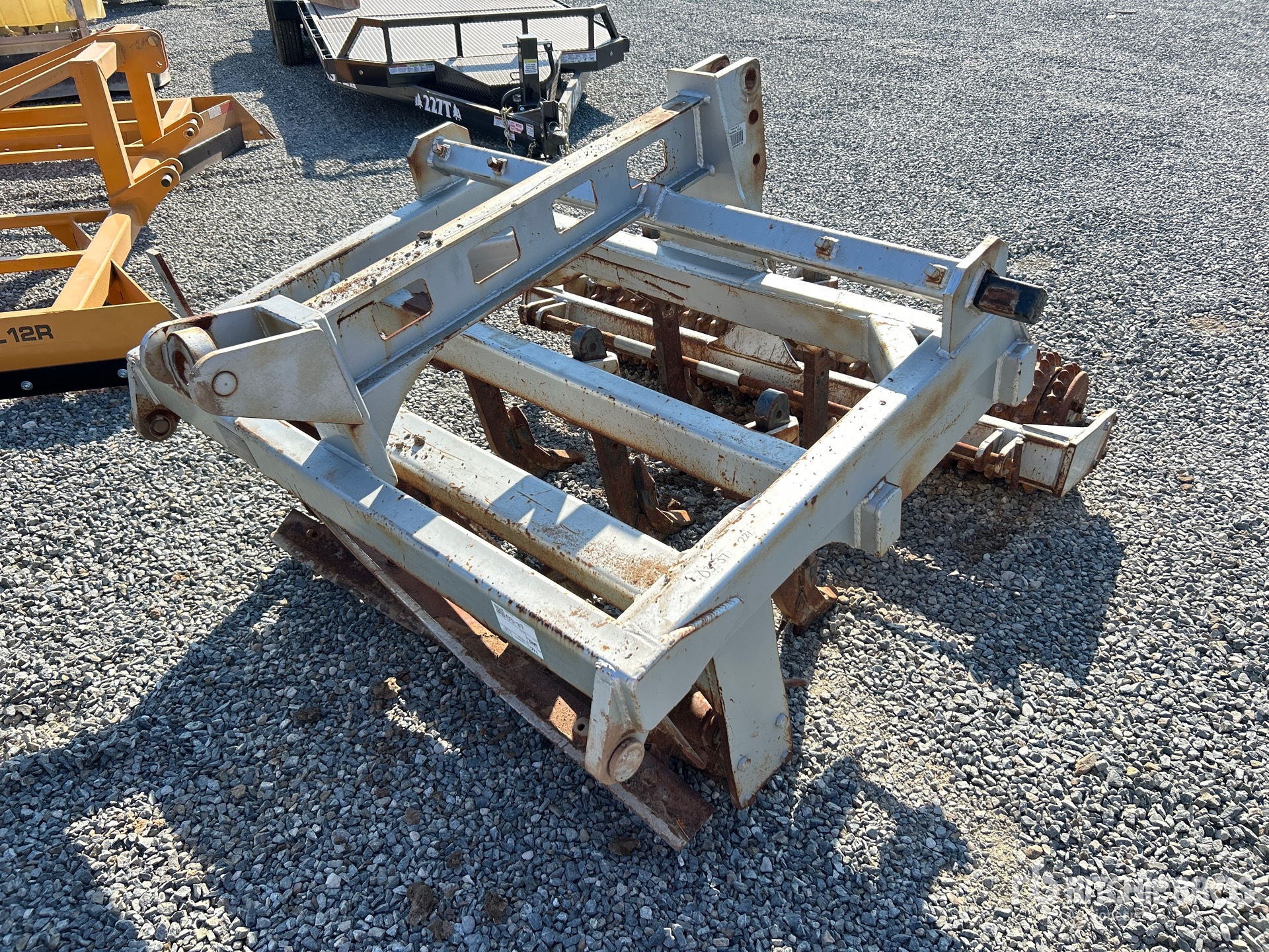 General Appearance with Image, coin avant gauche