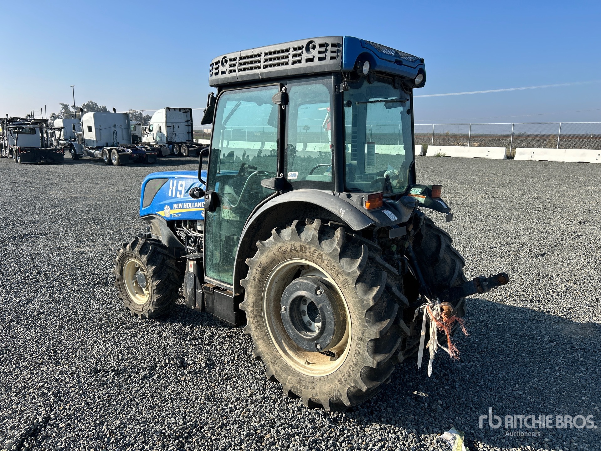 General Appearance with Picture, Left Rear Corner