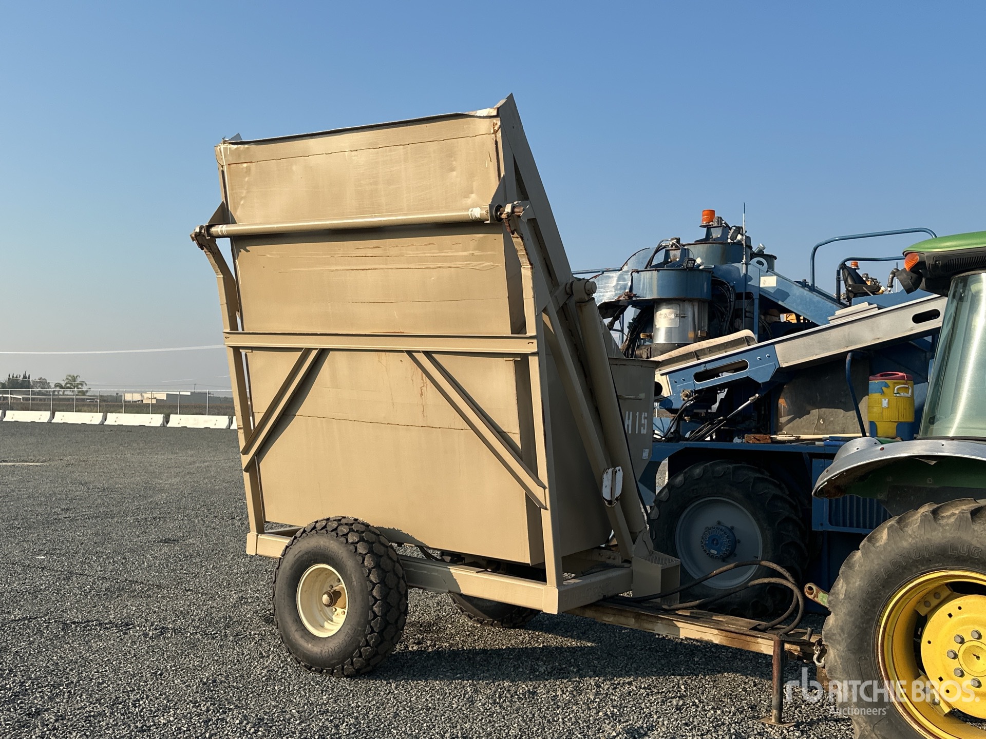 General Appearance with Zdjęcie, prawy górny róg