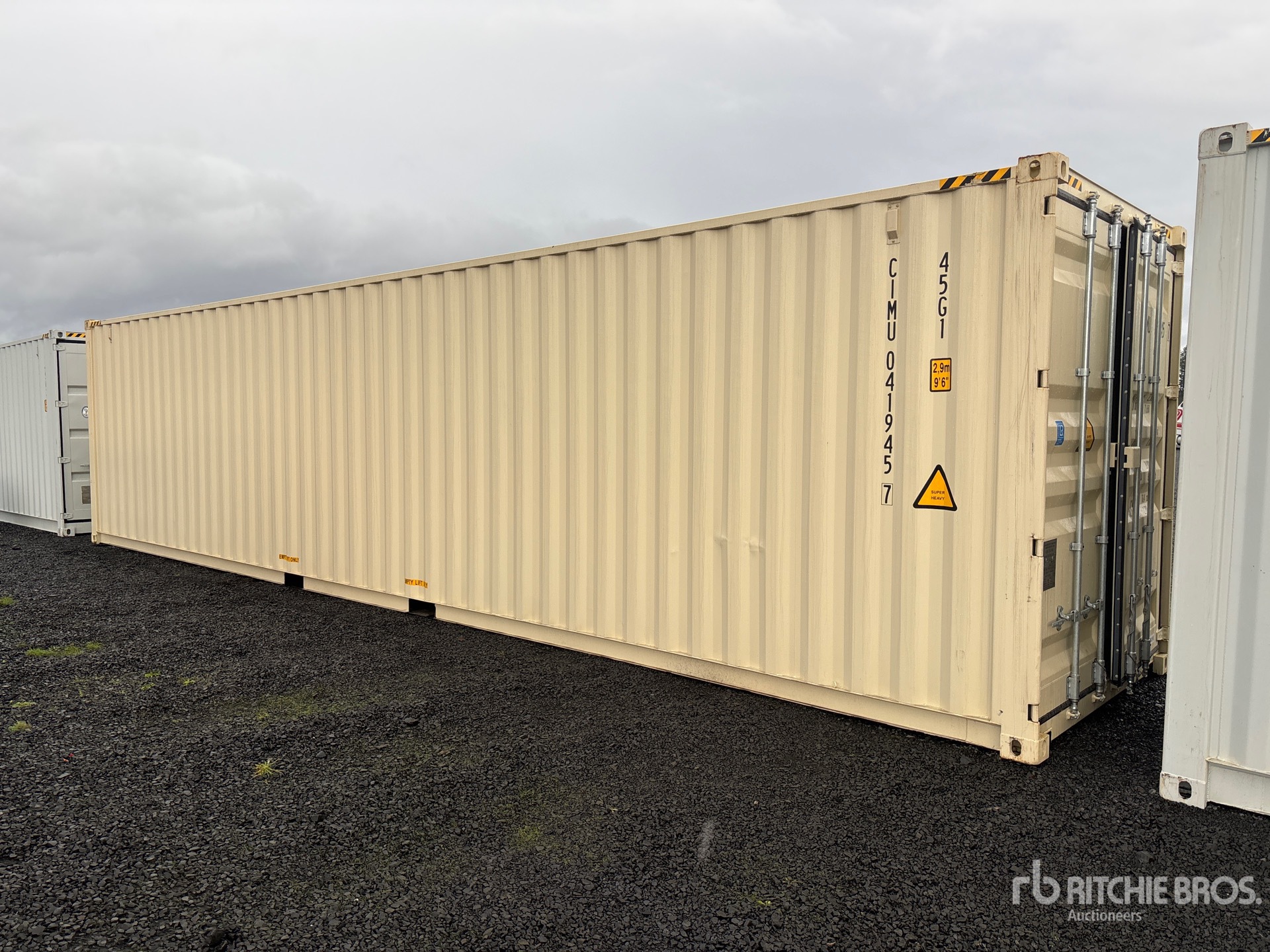 General Appearance with Picture, Right Front Corner