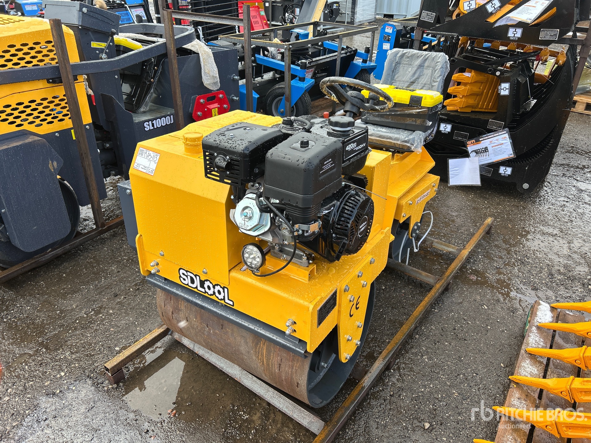 General Appearance with Picture, Left Front Corner