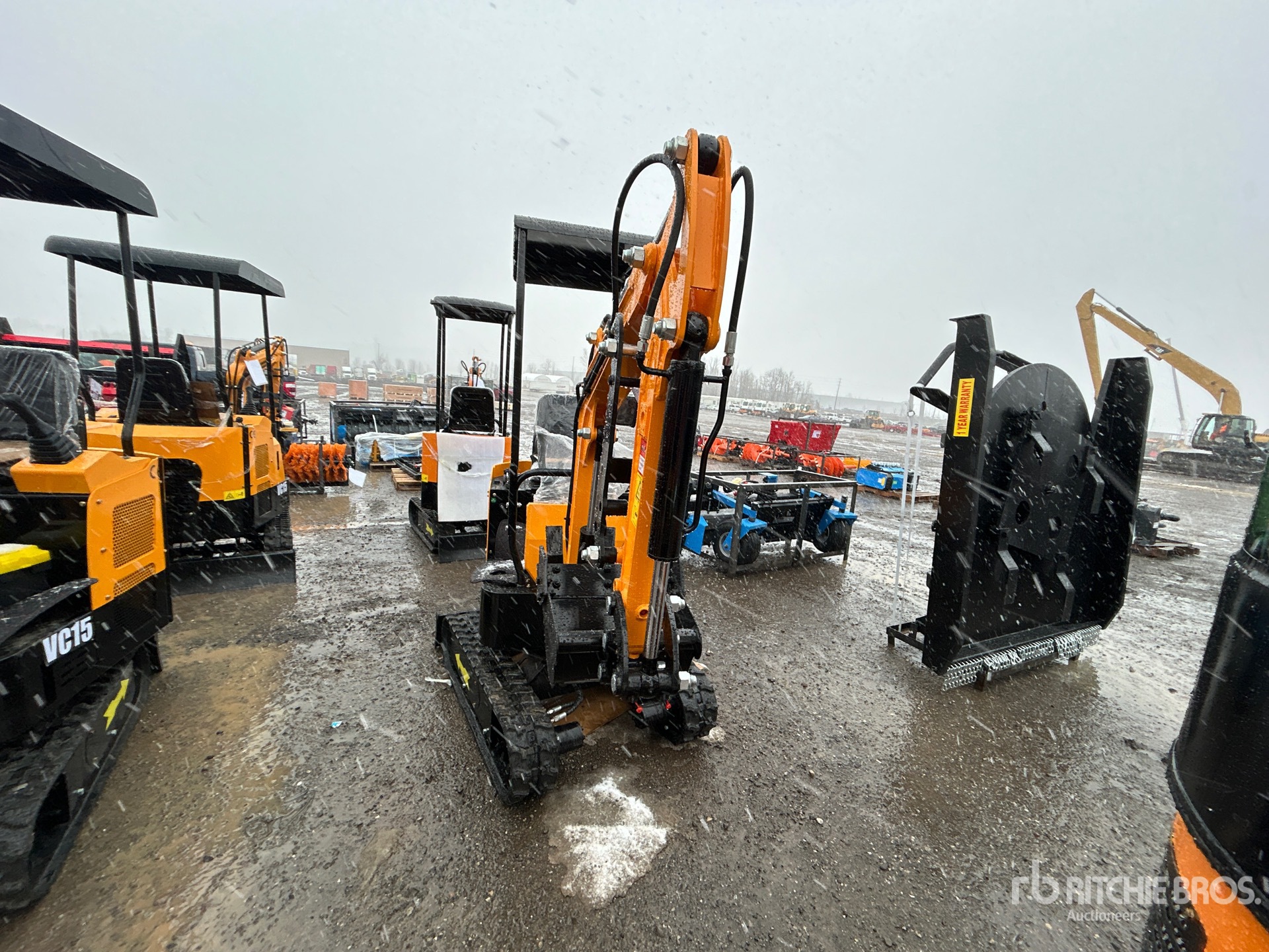 General Appearance with Picture, Right Front Corner