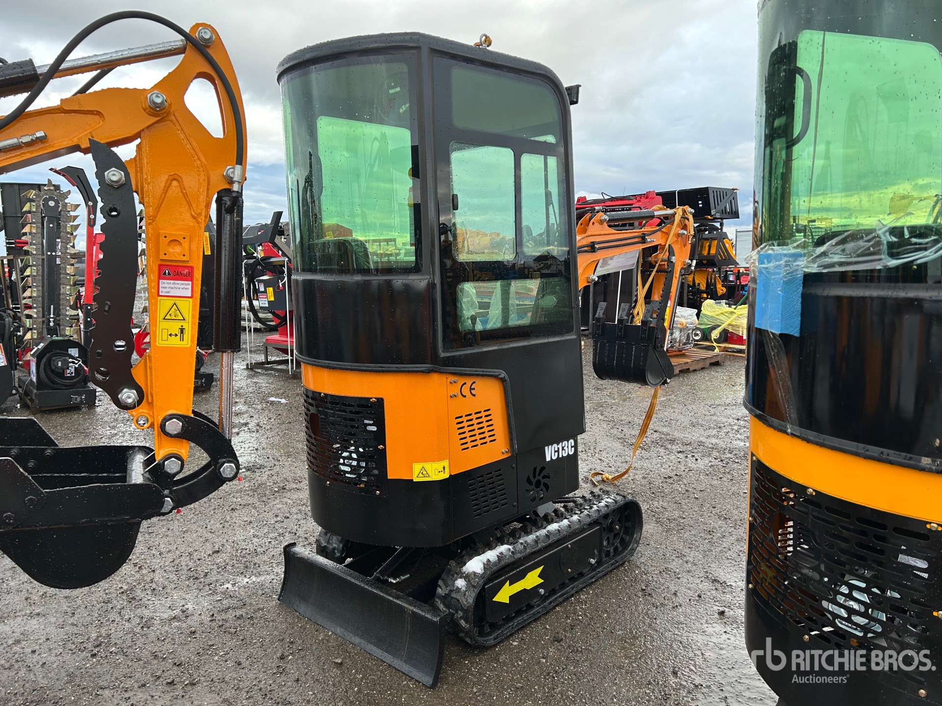 General Appearance with Imagen: esquina trasera derecha