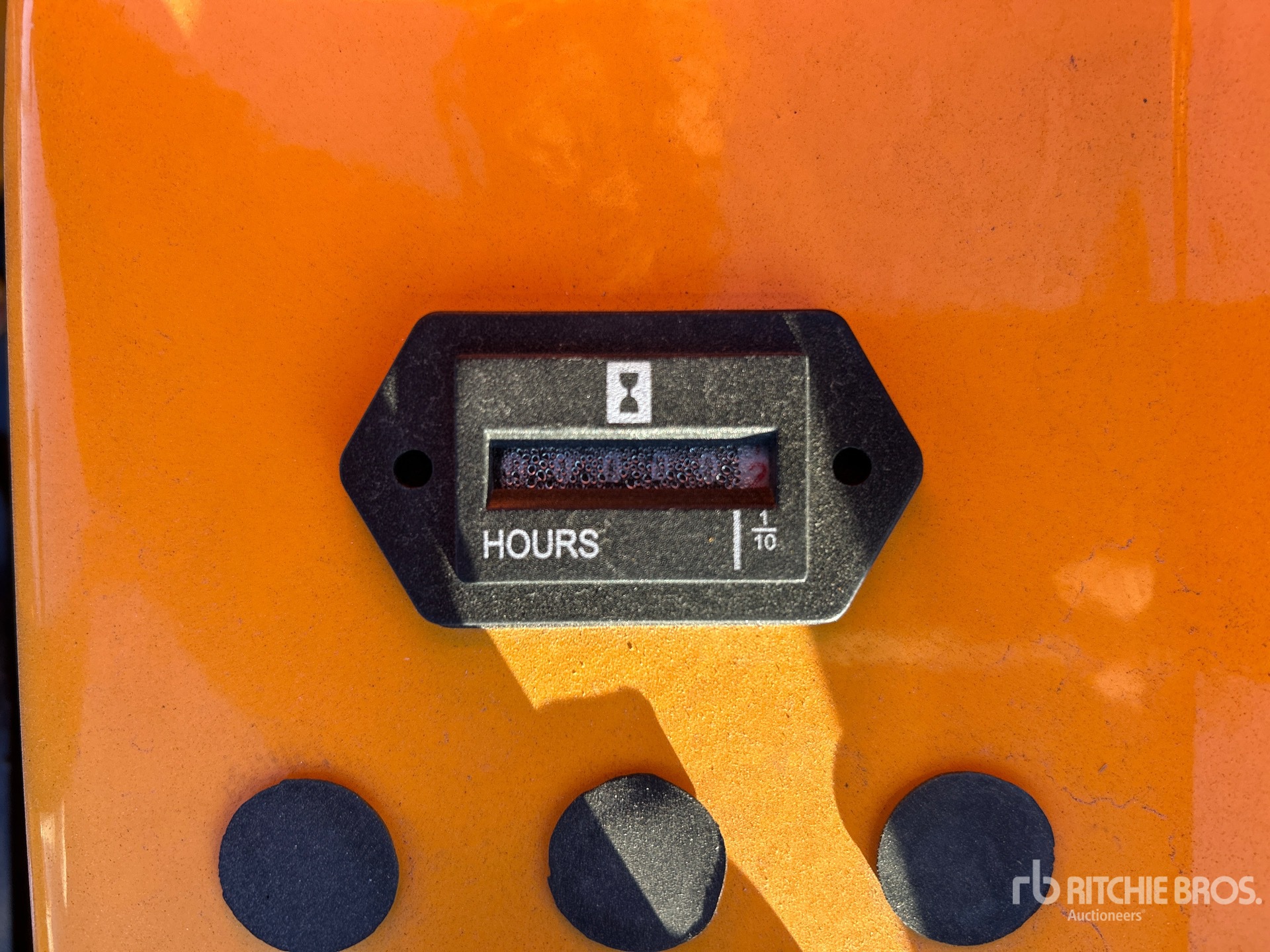 General Appearance with Hour Meter / Odometer