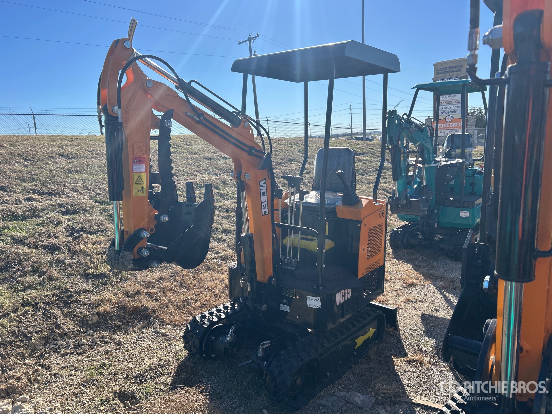 General Appearance with Picture, Left Front Corner