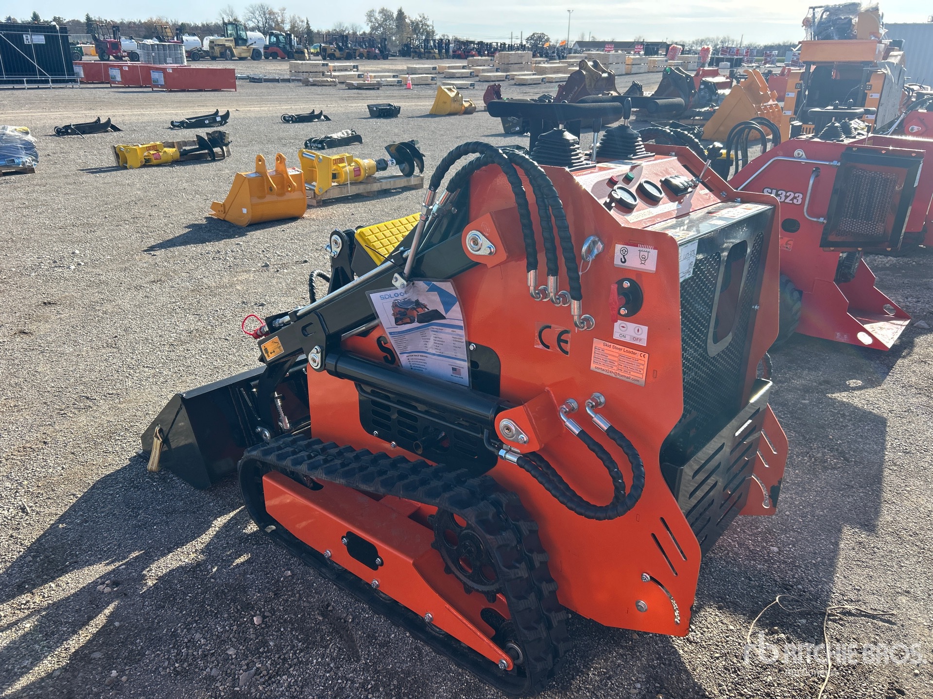 General Appearance with Bild, Ecke hinten links