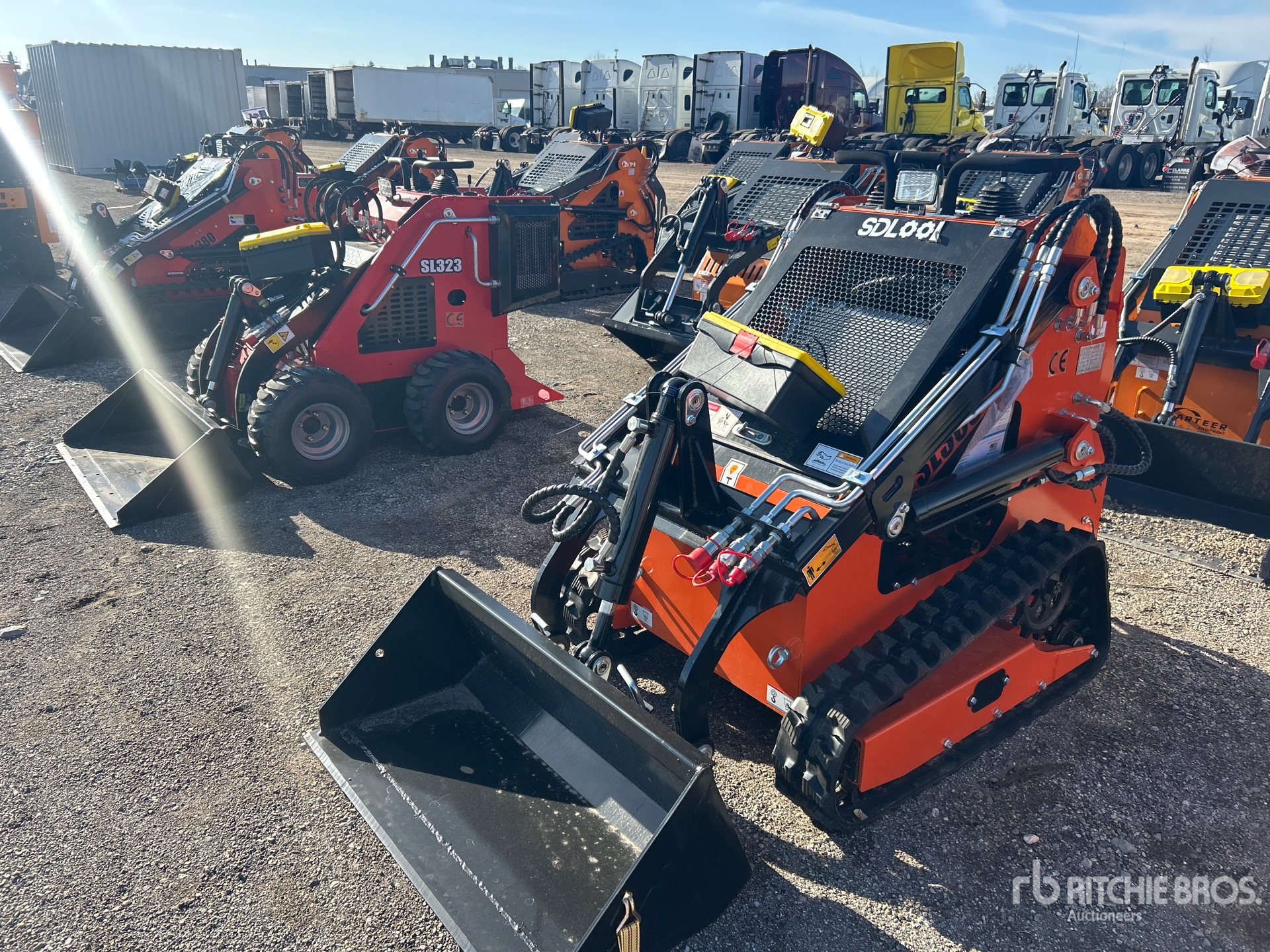 General Appearance with Bild, Ecke vorne links