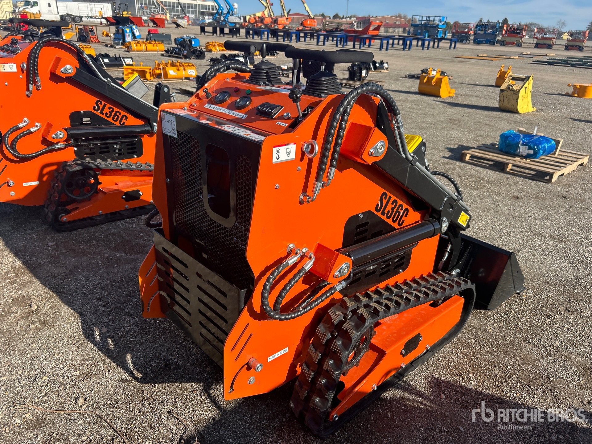 General Appearance with Bild, Ecke hinten rechts