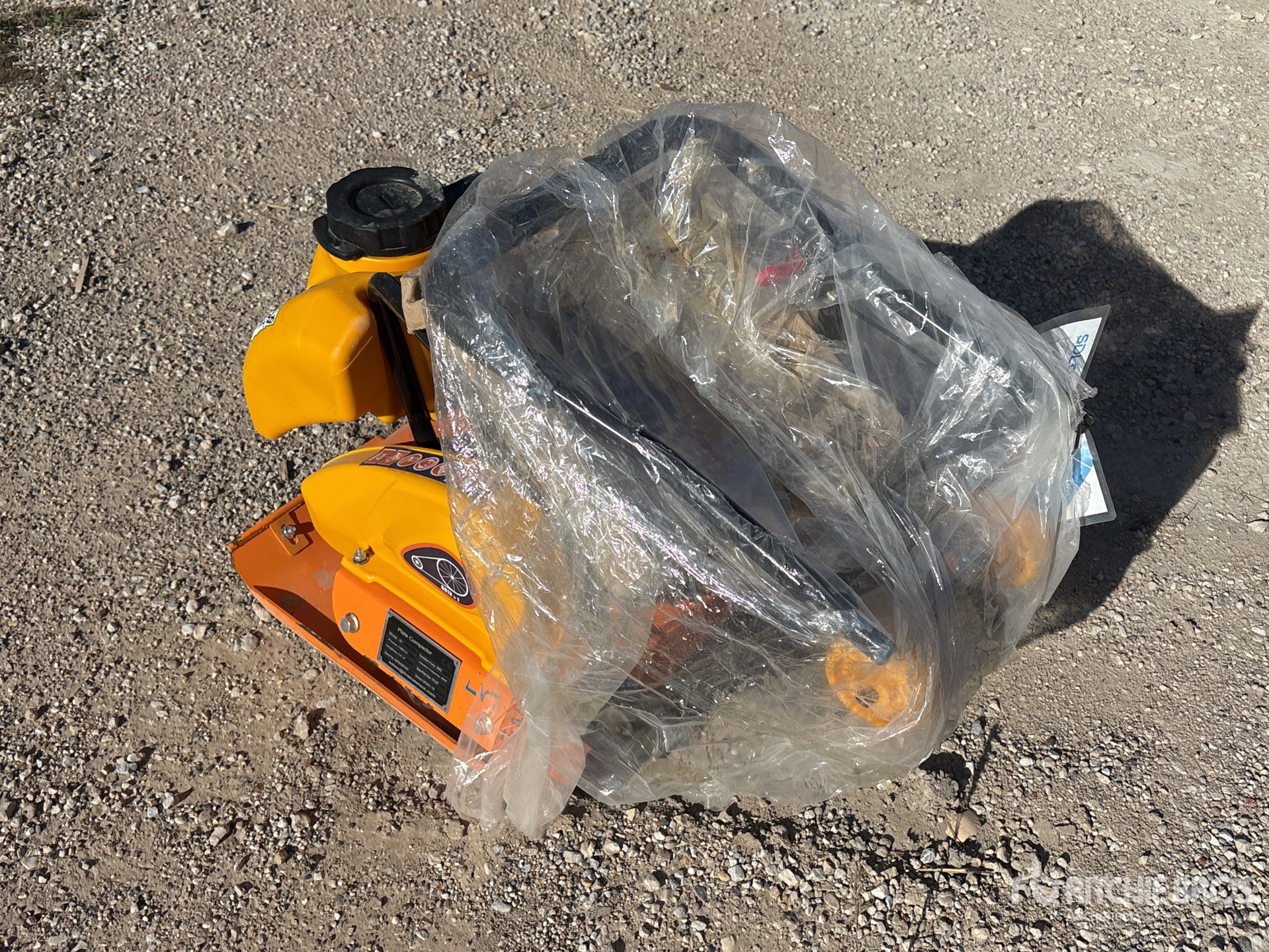 Aspect général with Image, coin arrière gauche