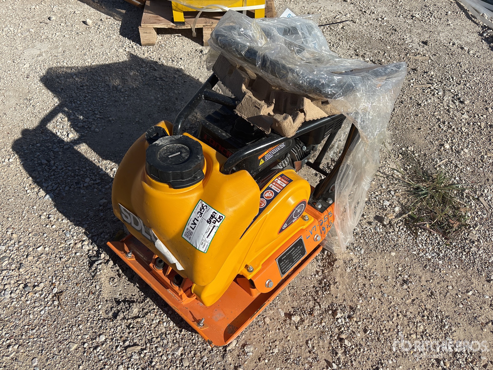 Aspect général with Image, coin avant gauche