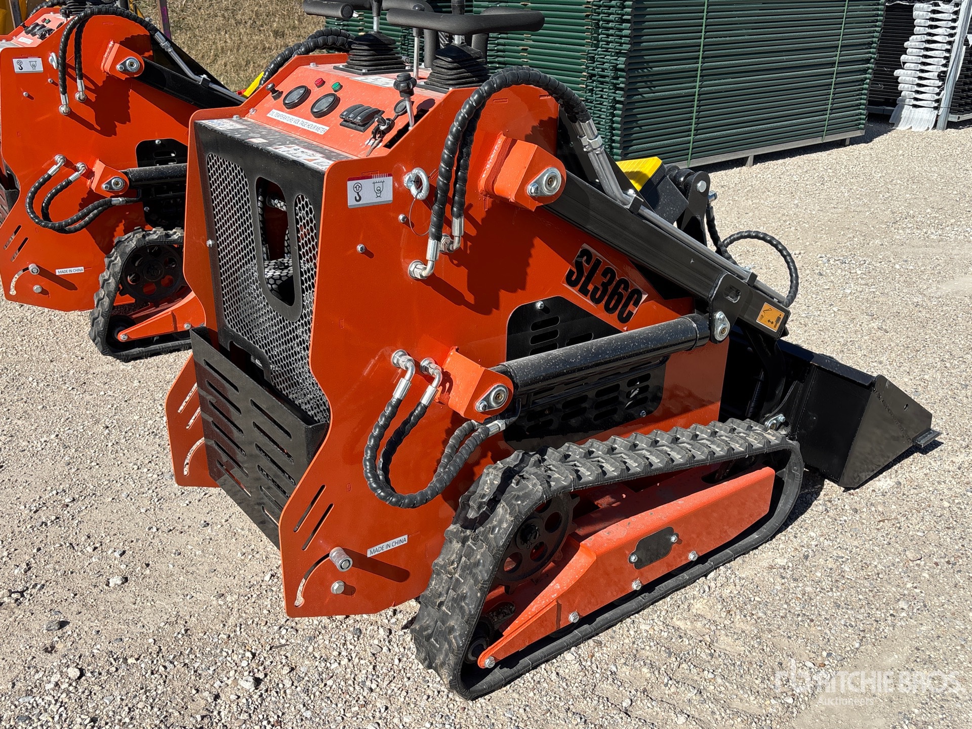 General Appearance with Bild, Ecke hinten rechts