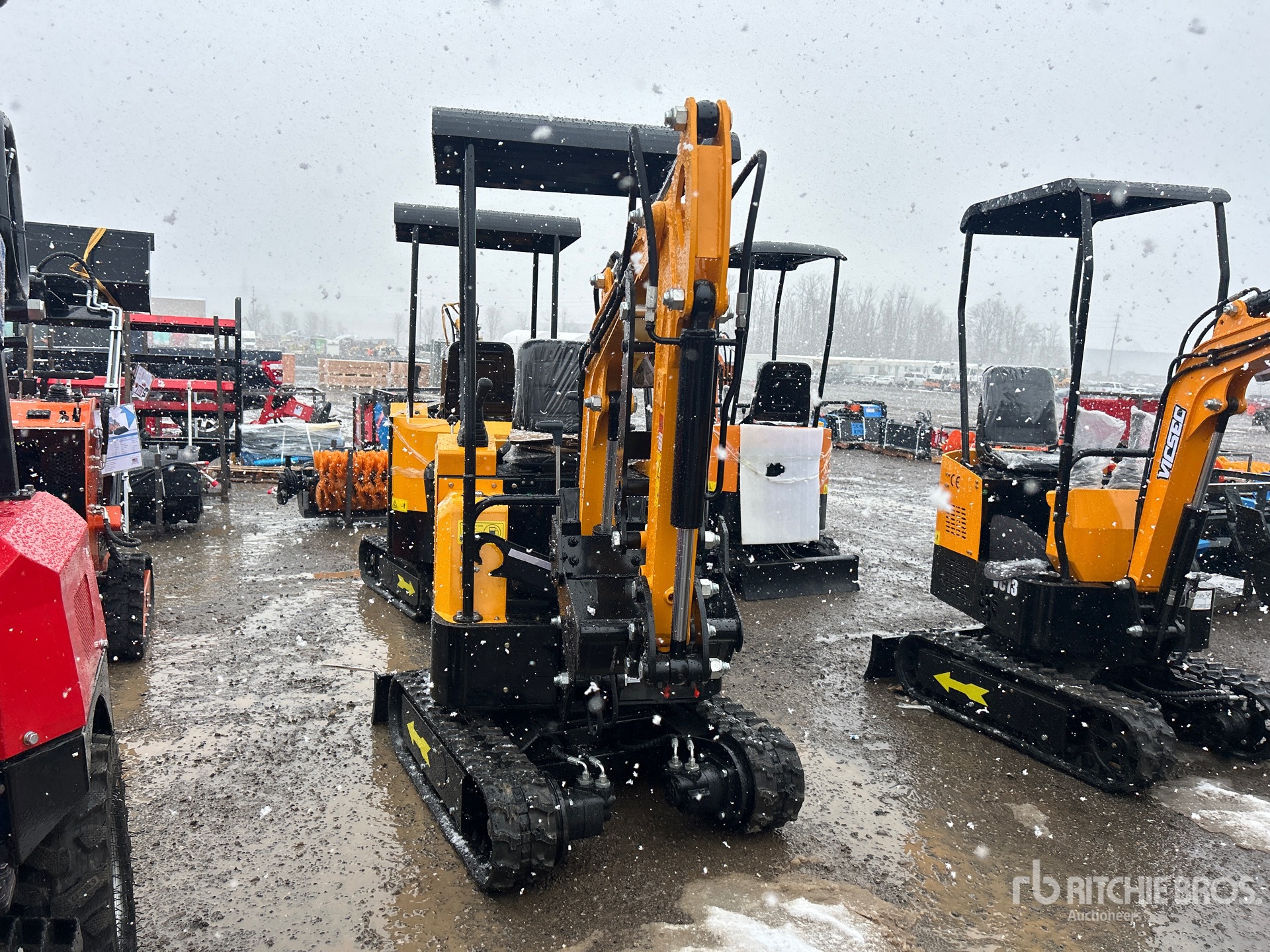 General Appearance with Picture, Right Front Corner