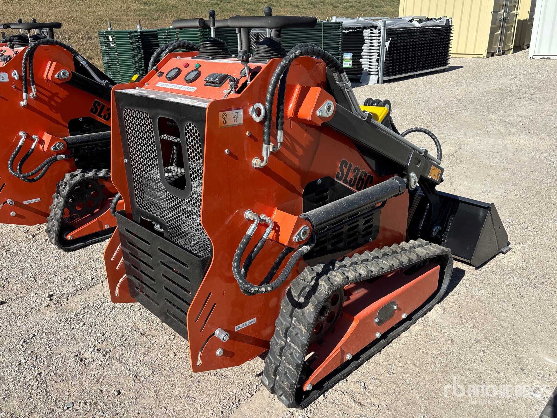 General Appearance with Bild, Ecke hinten rechts