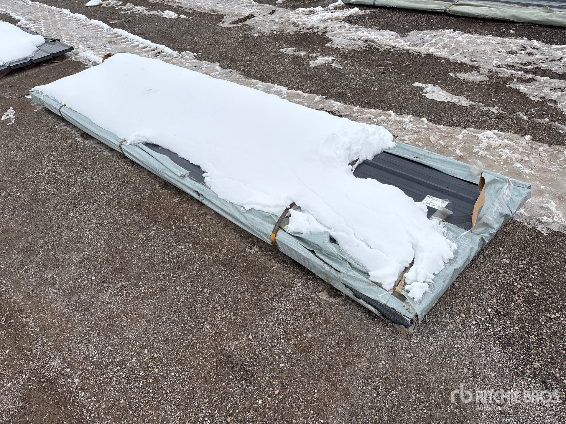 General Appearance with Image, coin avant droit