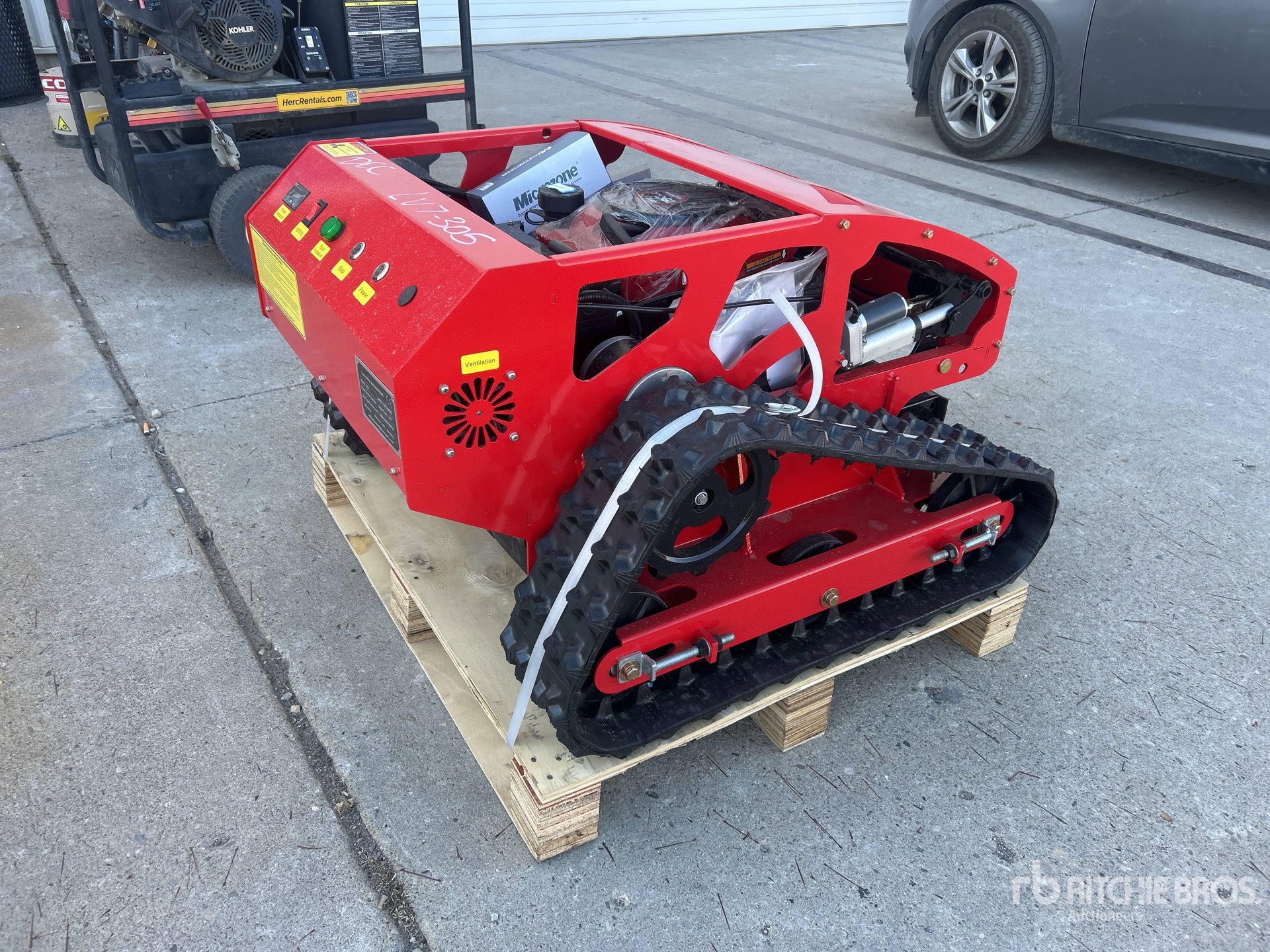 General Appearance with Picture, Right Rear Corner