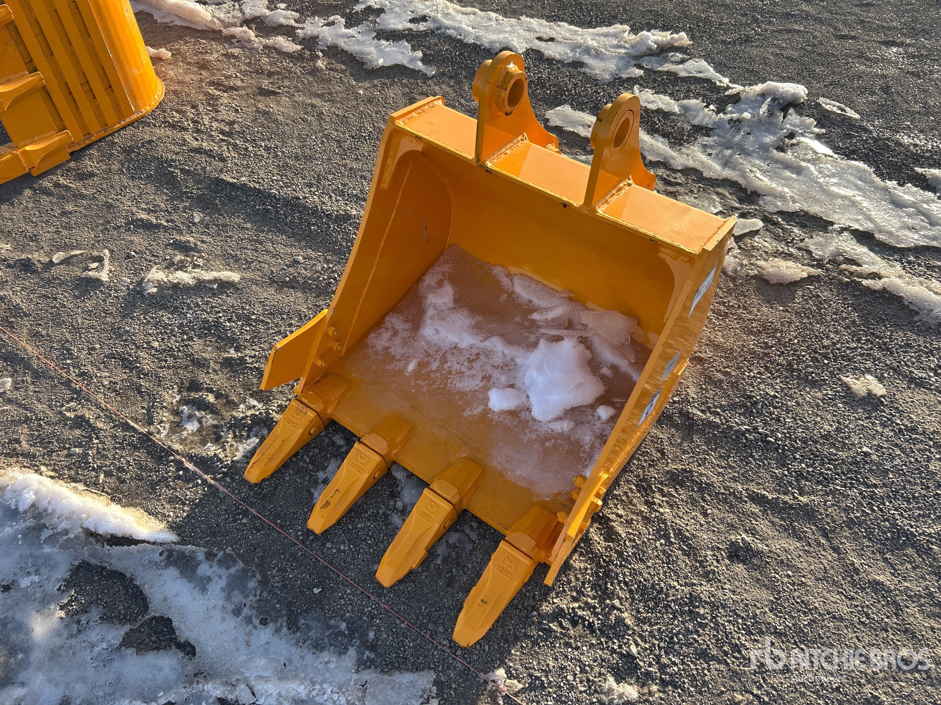 Aspect général with Image, coin avant gauche