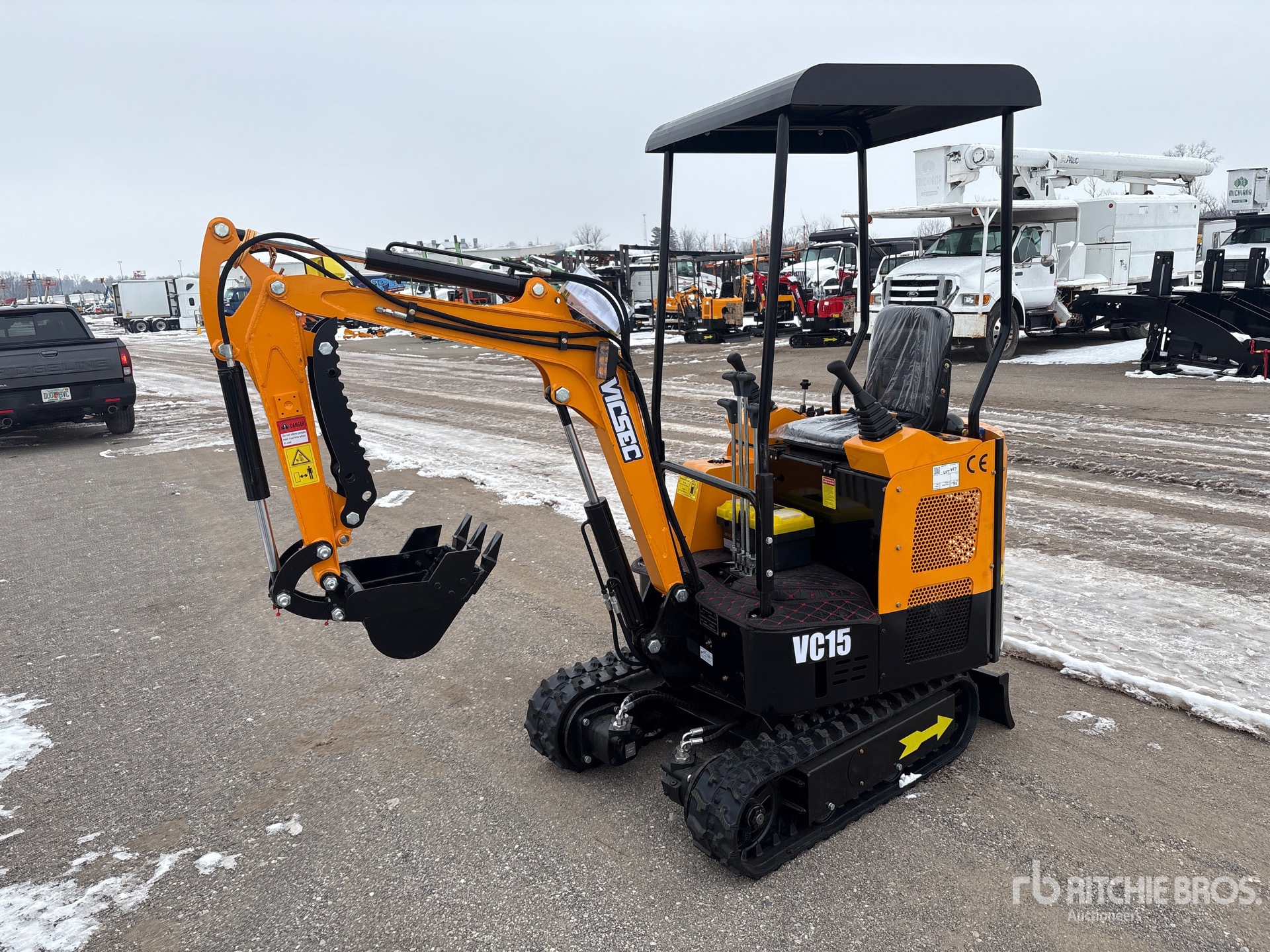 General Appearance with Picture, Left Front Corner