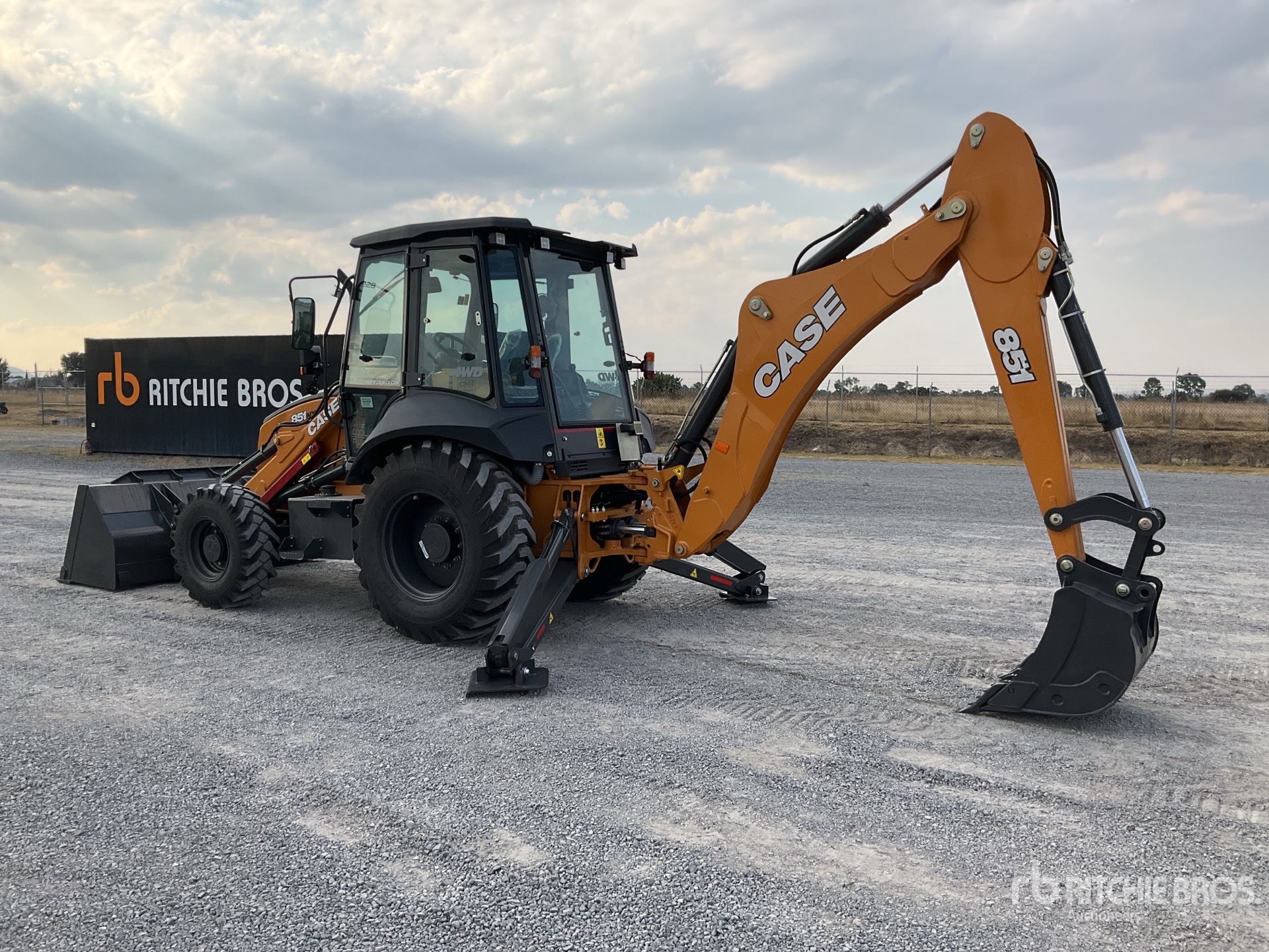 General Appearance with Picture, Left Rear Corner