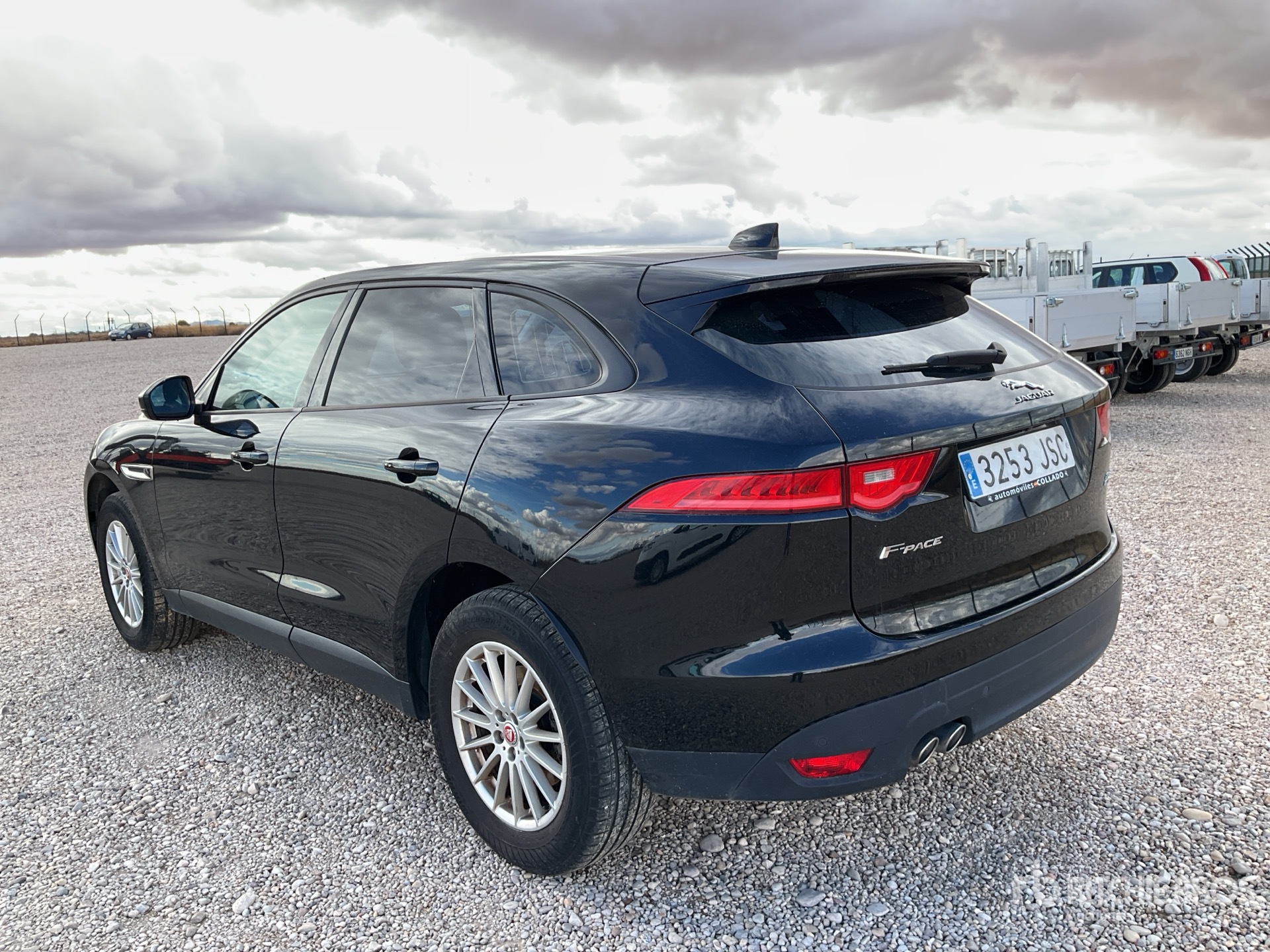 General Appearance with Picture, Left Rear Corner