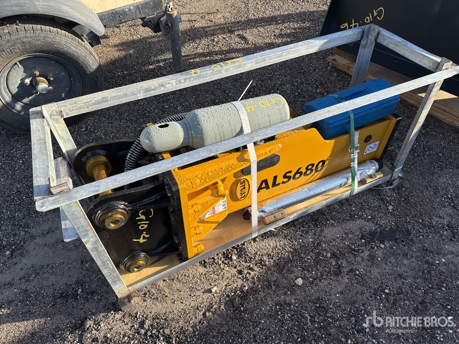 General Appearance with Picture, Left Rear Corner