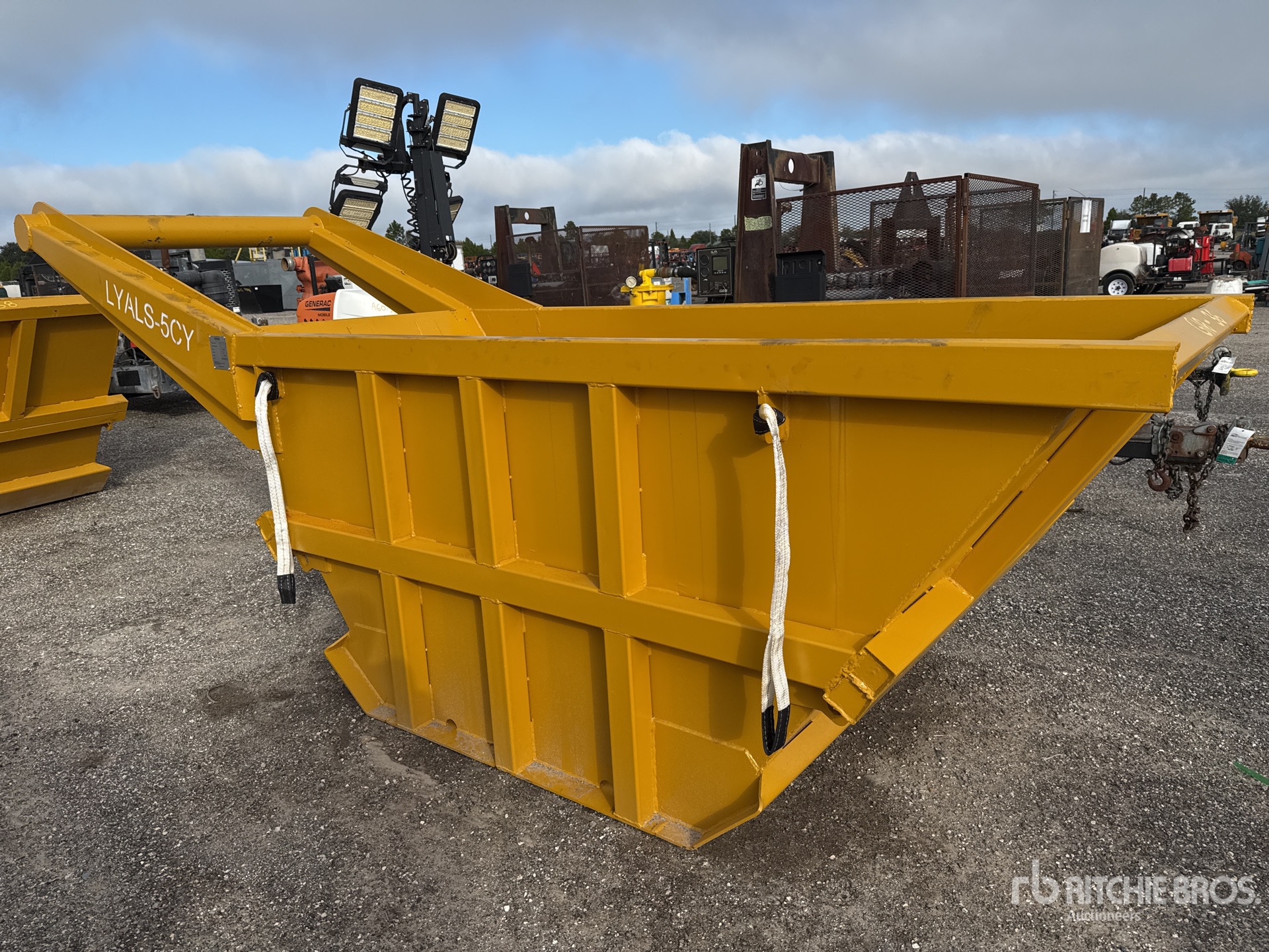 General Appearance with Foto, angolo anteriore sinistro