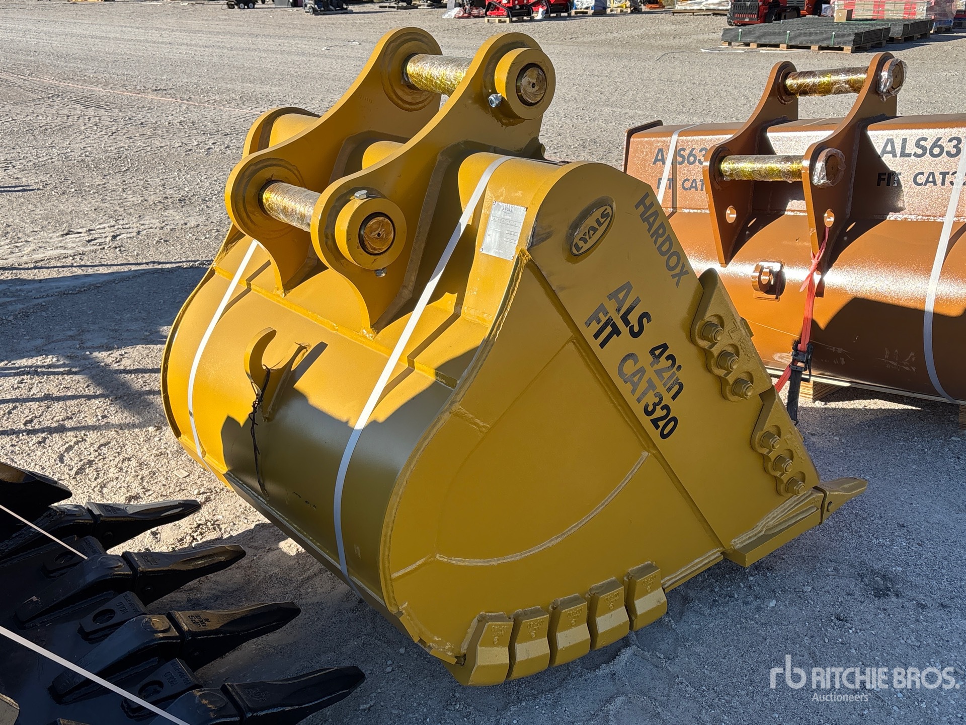 Aspect général with Image, coin arrière droit