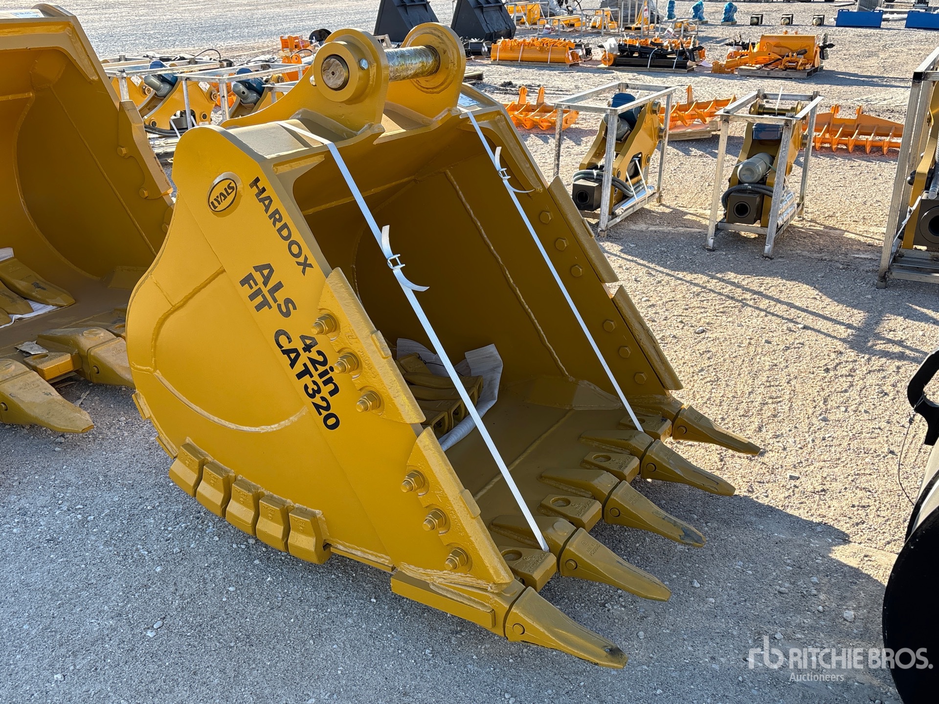 Aspect général with Image, coin avant droit