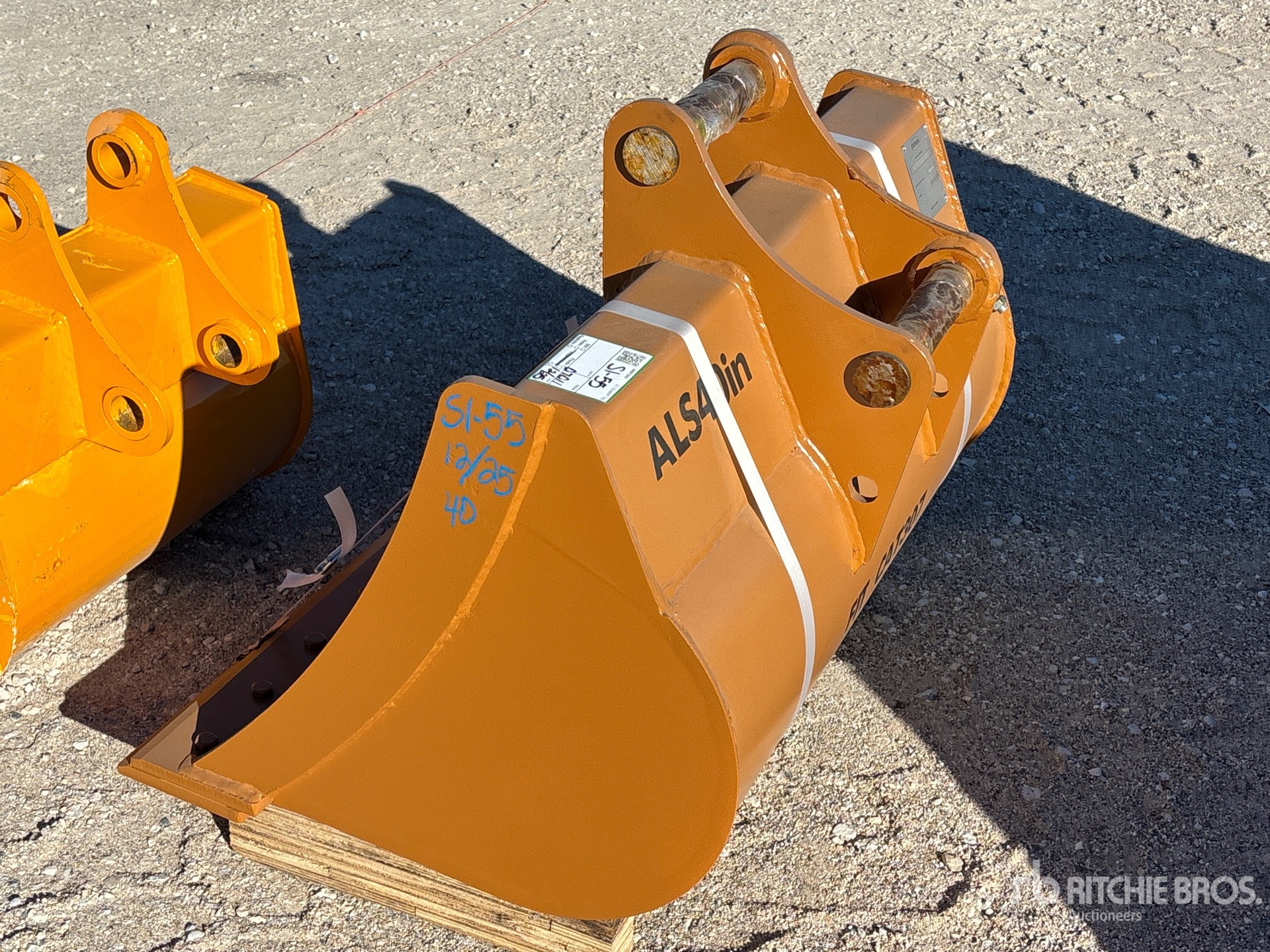 Aspect général with Image, coin arrière gauche