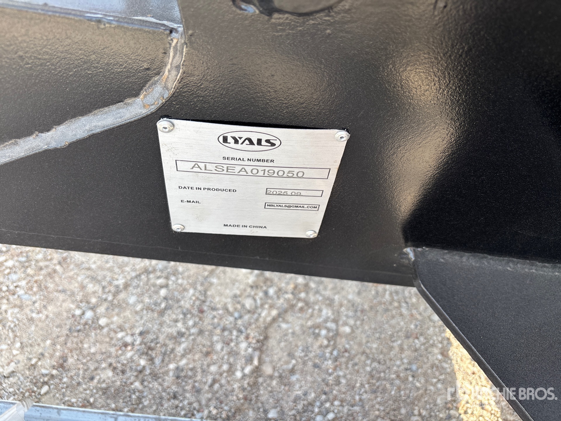 General Appearance with Seriennummer / FIN