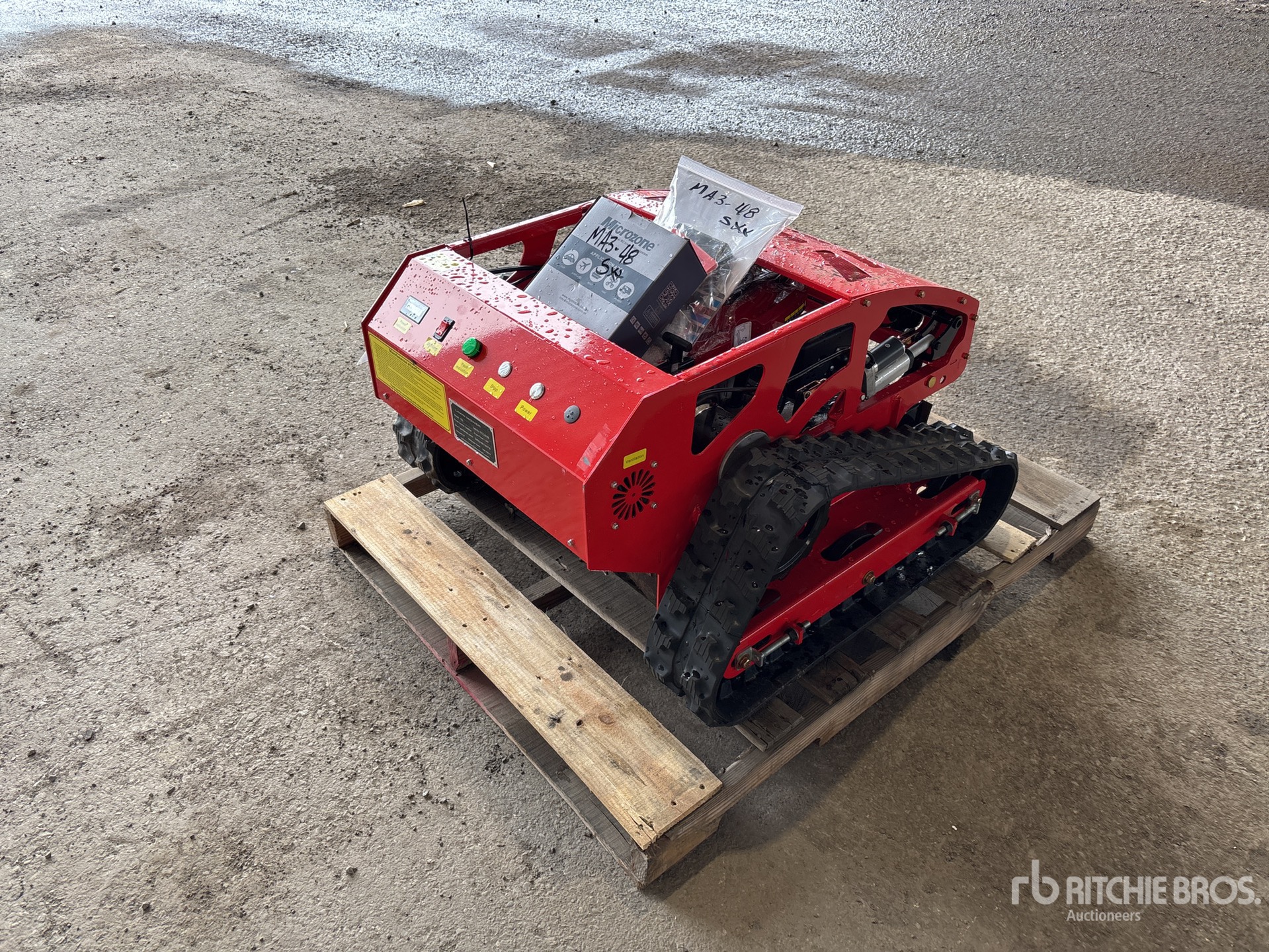 General Appearance with Picture, Right Rear Corner