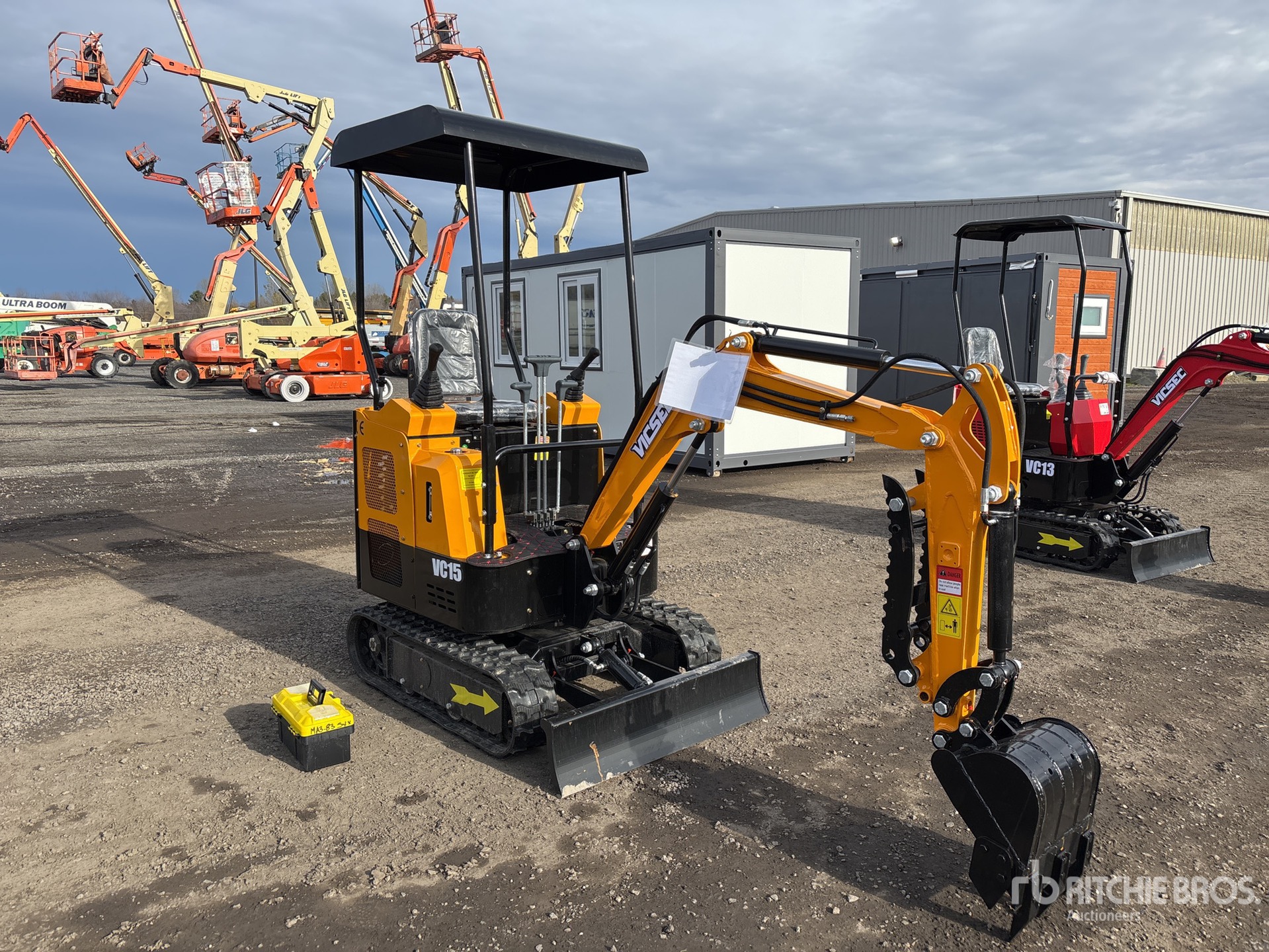 General Appearance with Picture, Right Front Corner