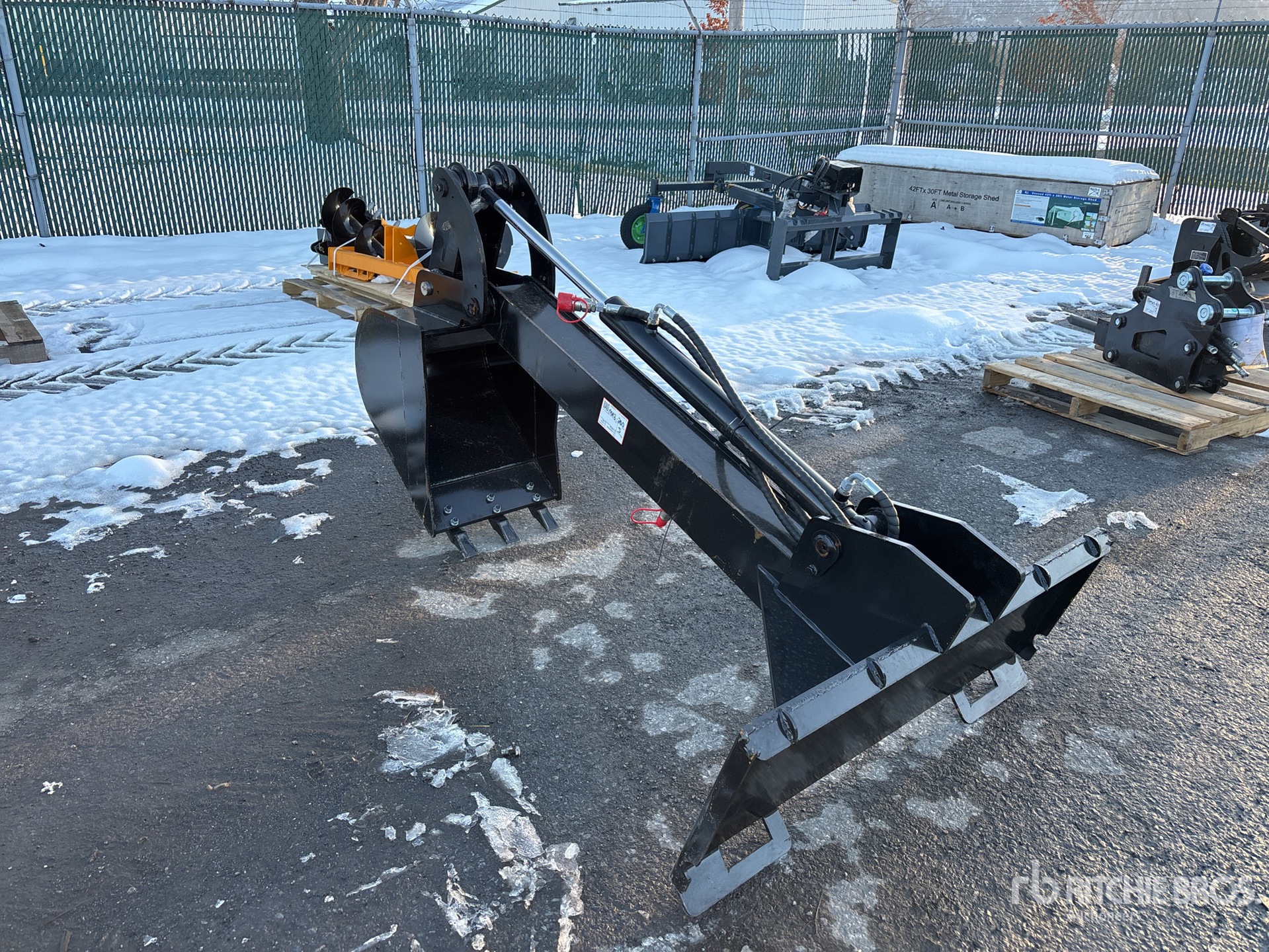 General Appearance with Picture, Left Rear Corner