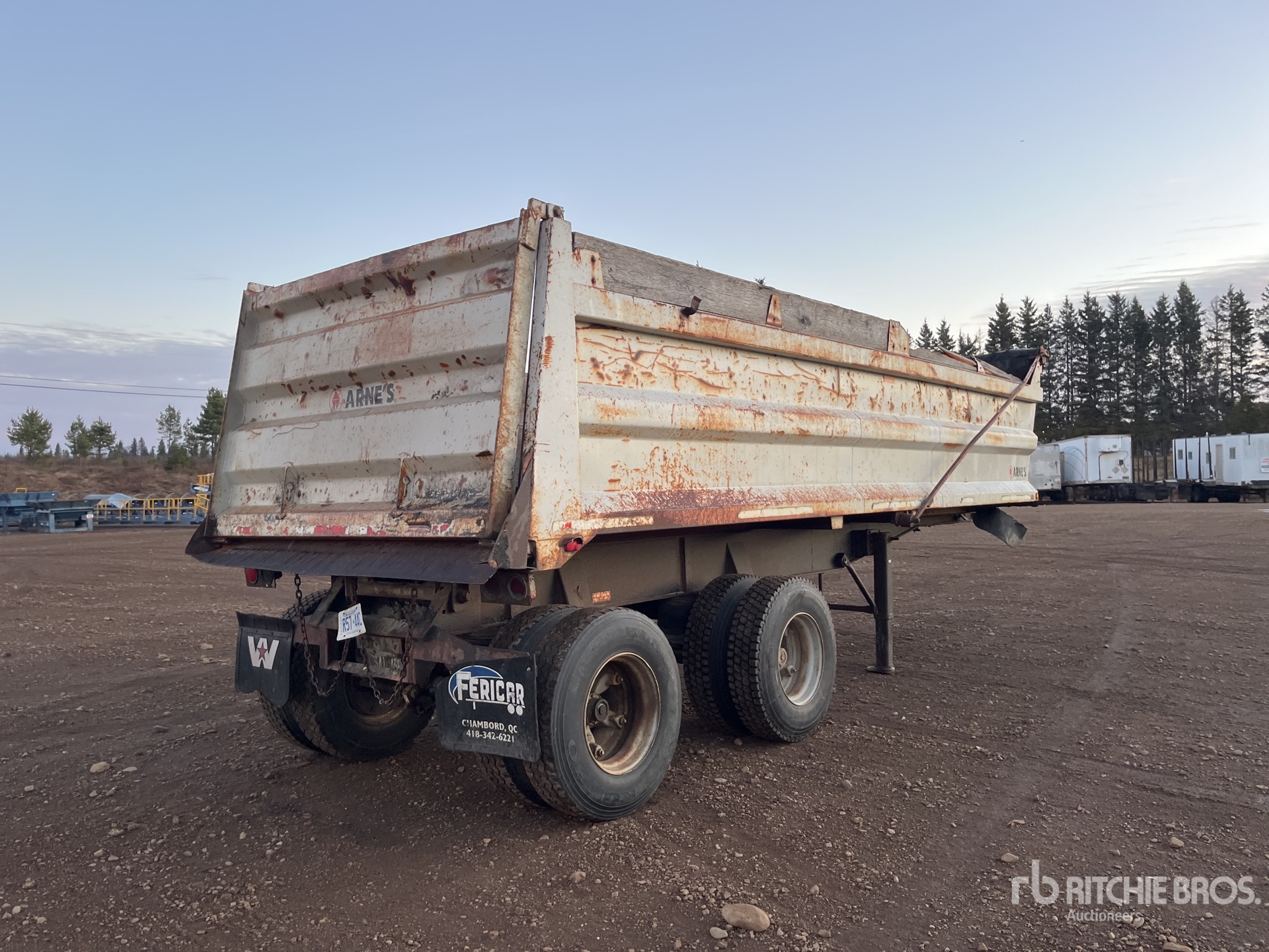 General Appearance with Image, coin arrière droit