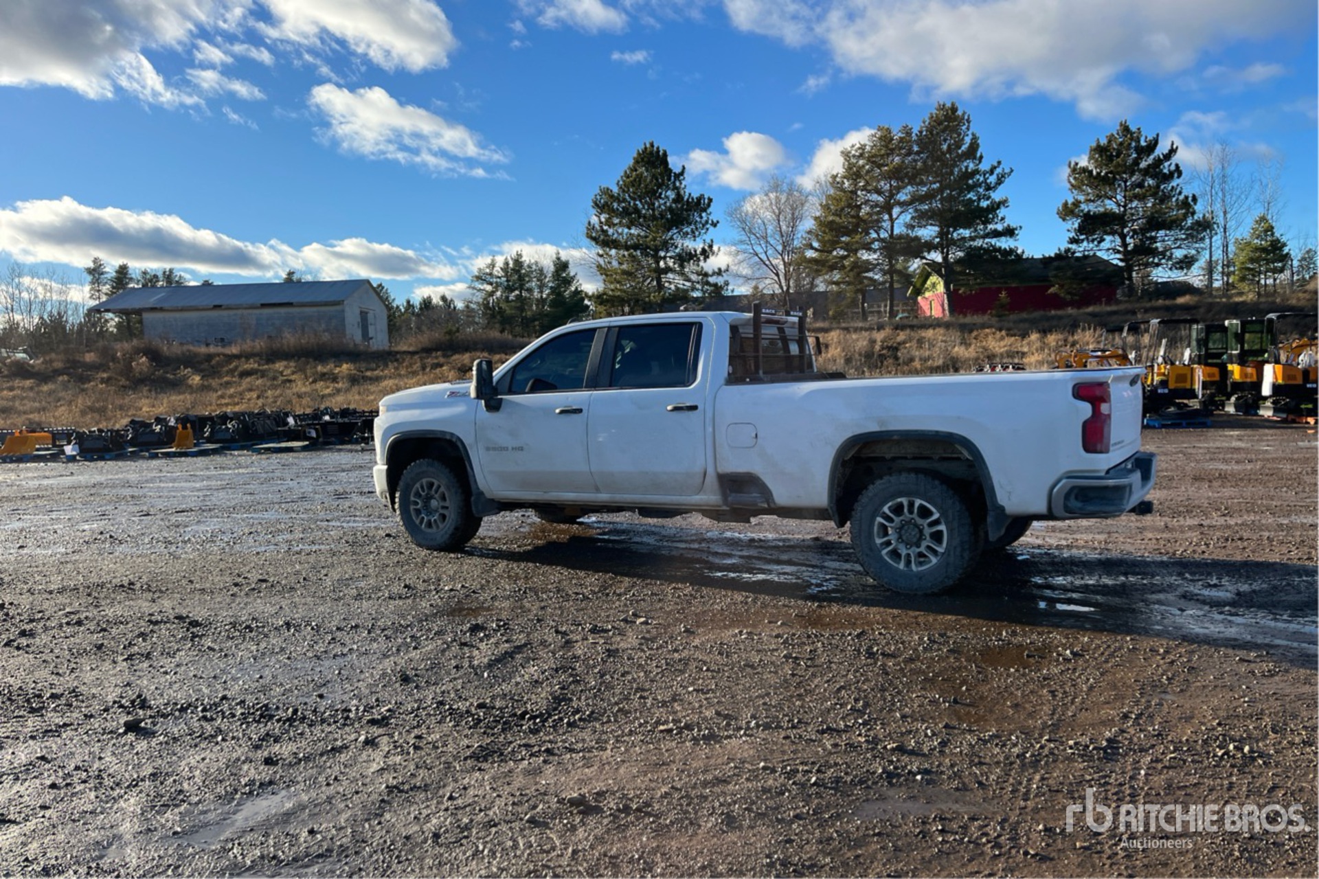 General Appearance with Bild, Ecke hinten links