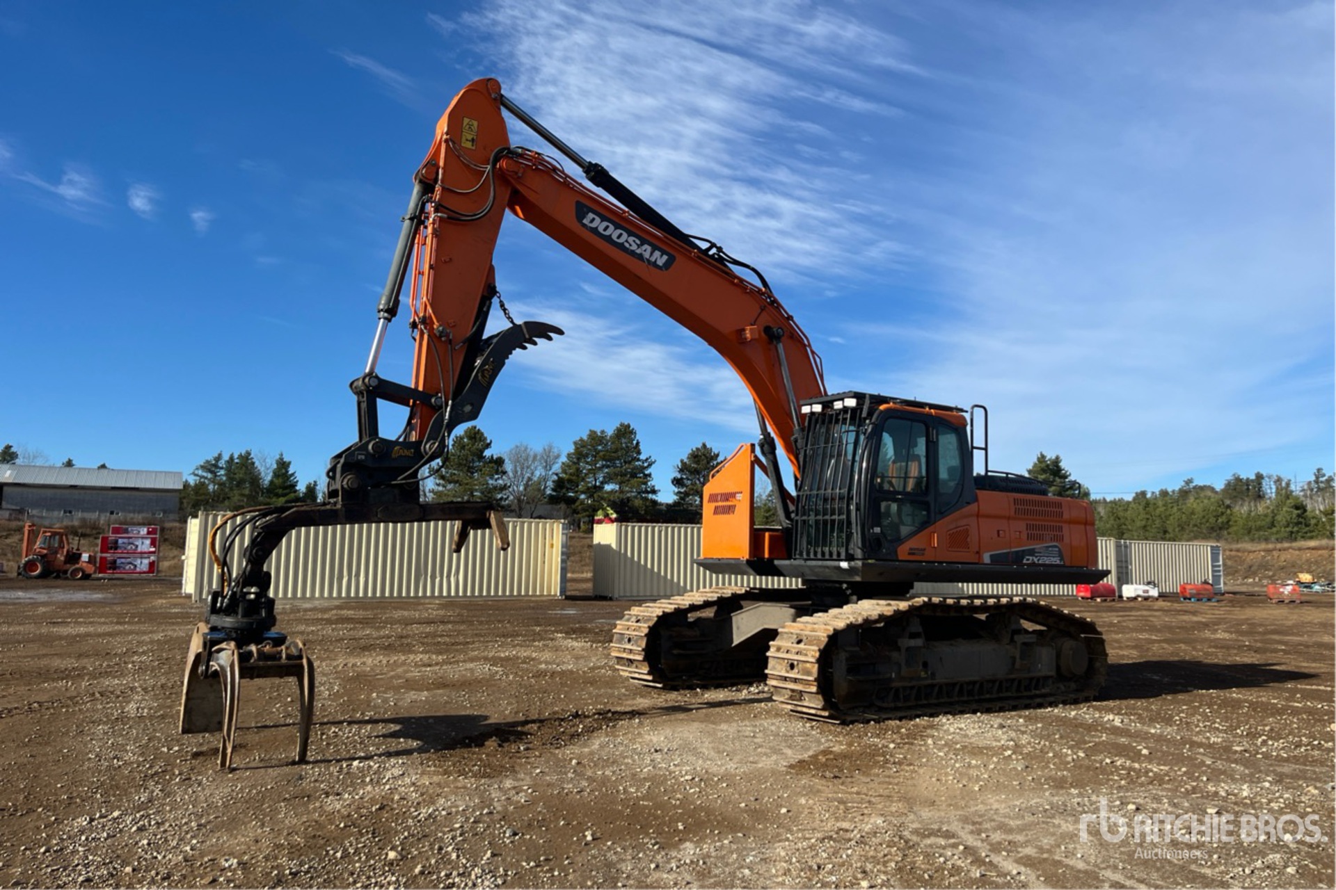 General Appearance with Bild, Ecke vorne links