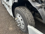 4 Underbody - Truck with 