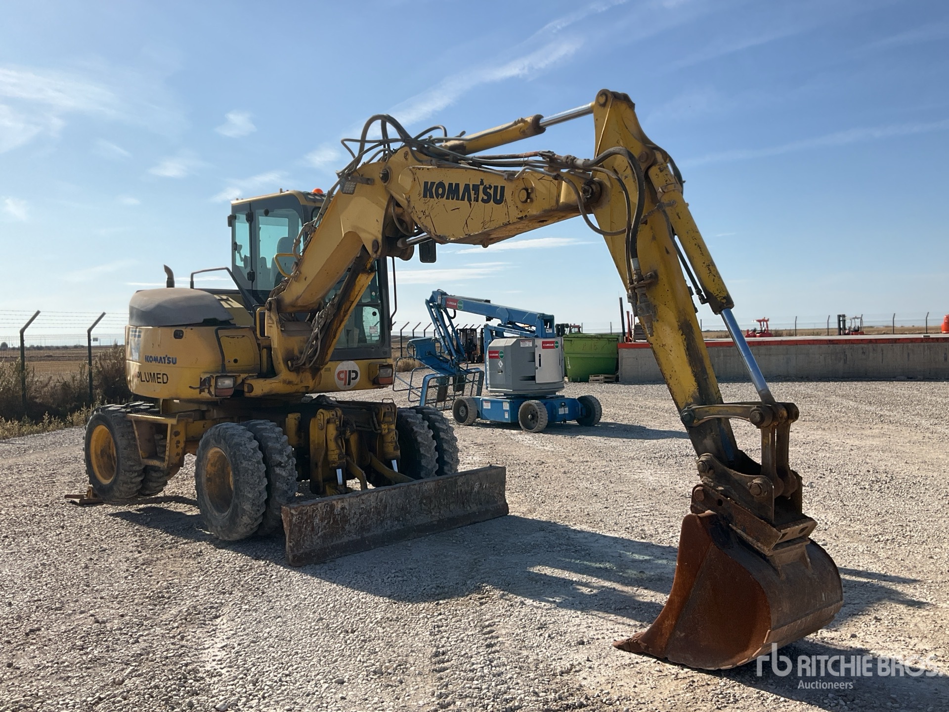 General Appearance with Foto, angolo anteriore destro