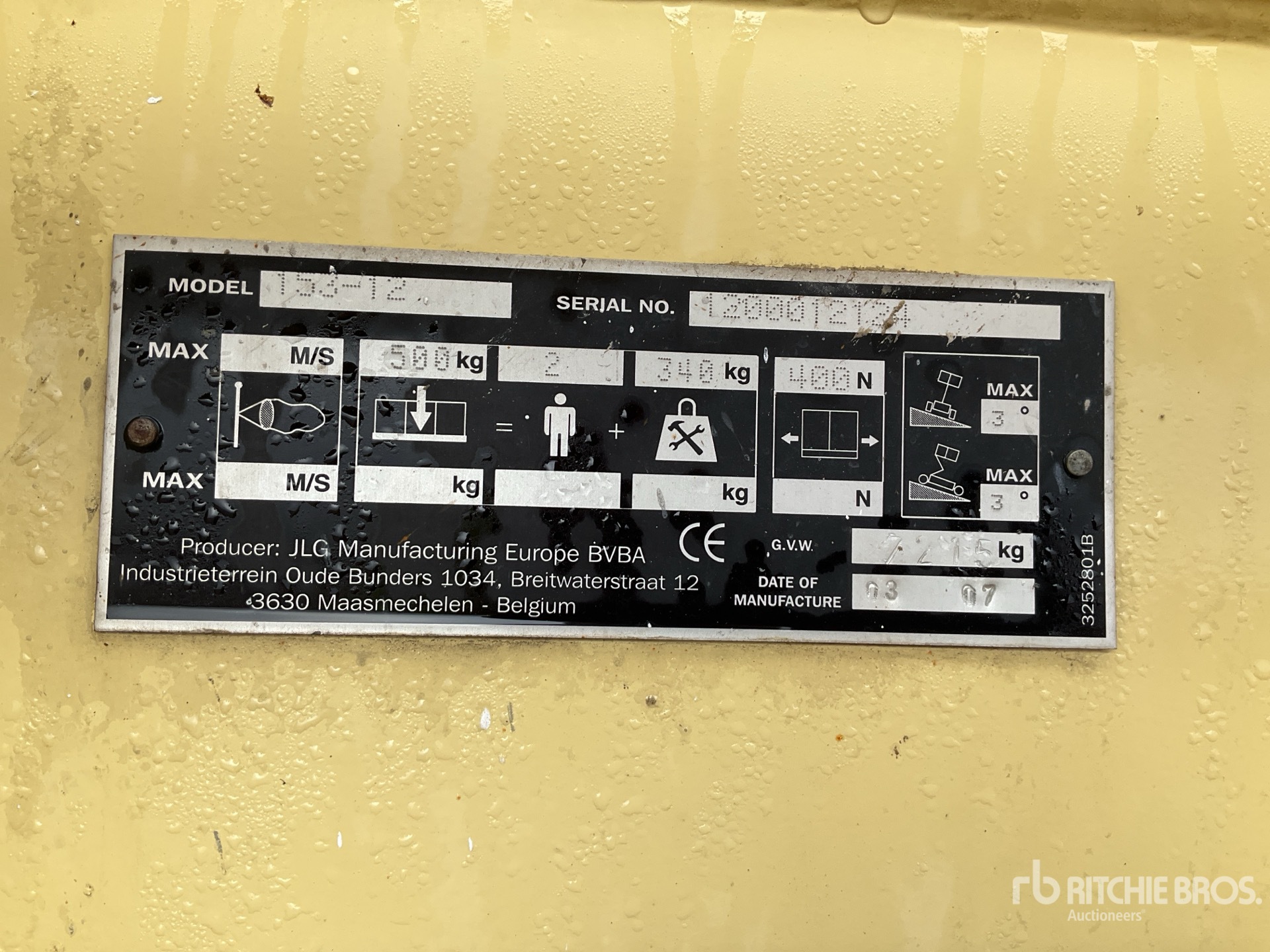 General Appearance with Numero seriale/numero d’identificazione del veicolo (VIN)