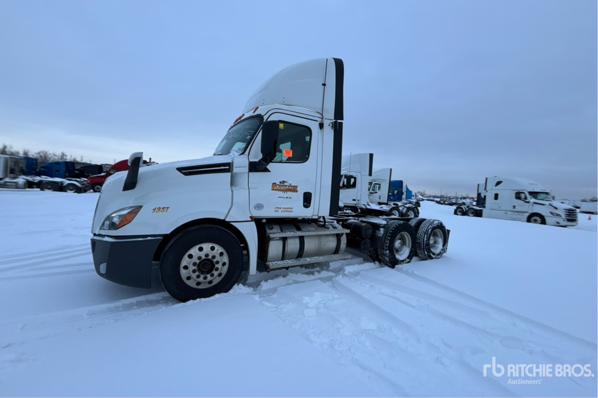 General Appearance with Imagen: esquina delantera izquierda