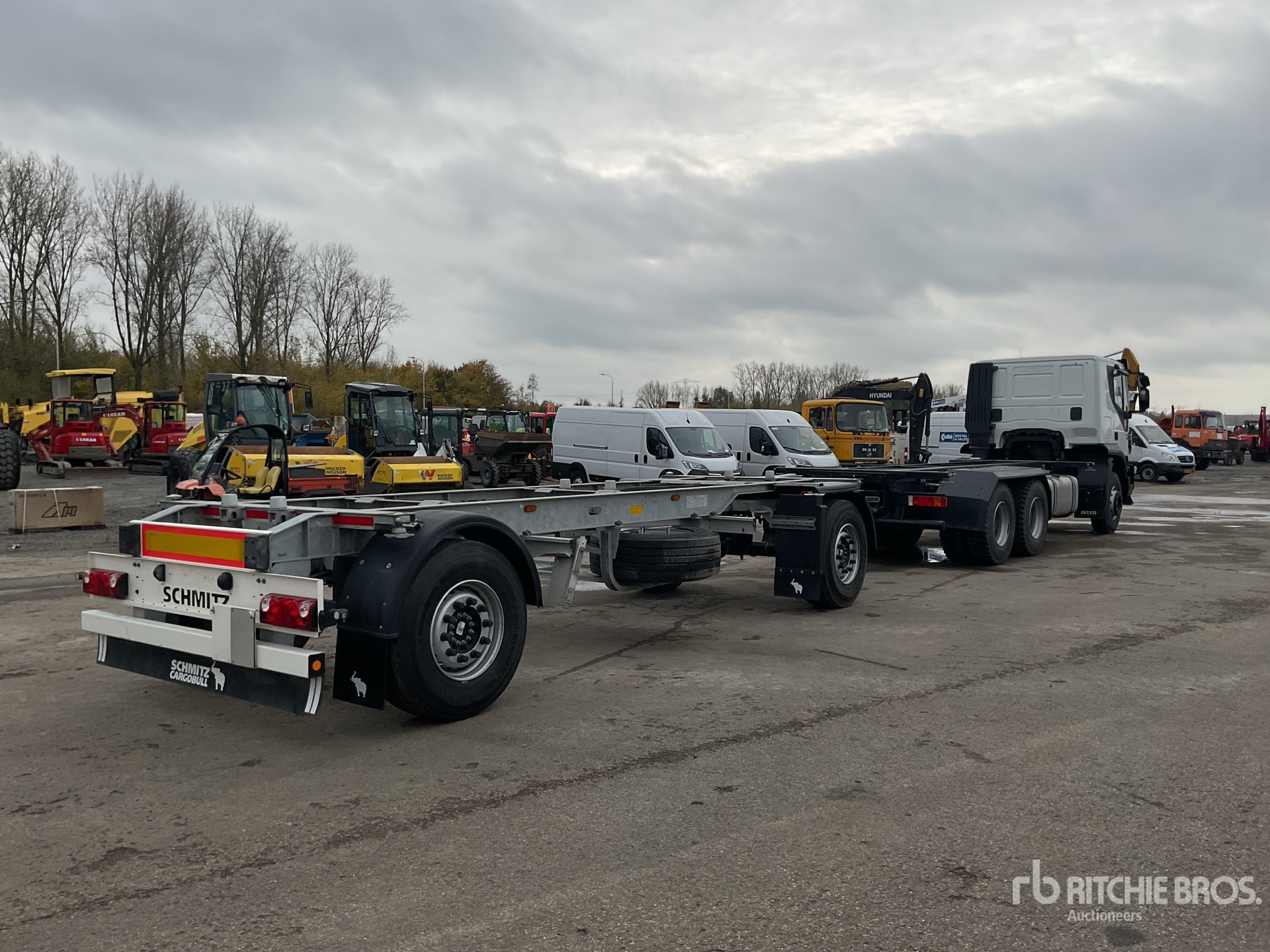 General Appearance with Bild, Ecke hinten rechts